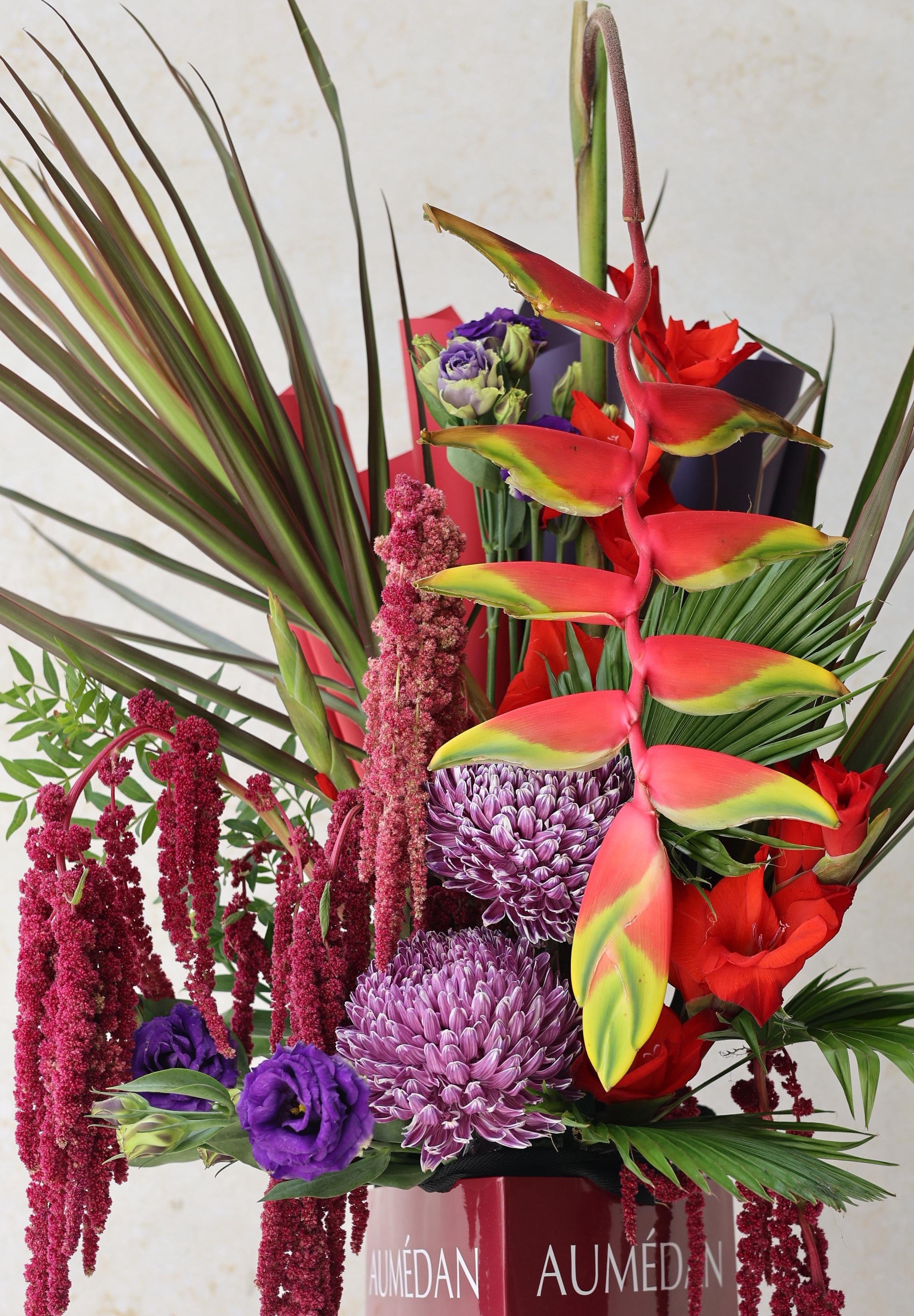 TROPICAL - TRITOTE BAG ARRANGEMENT