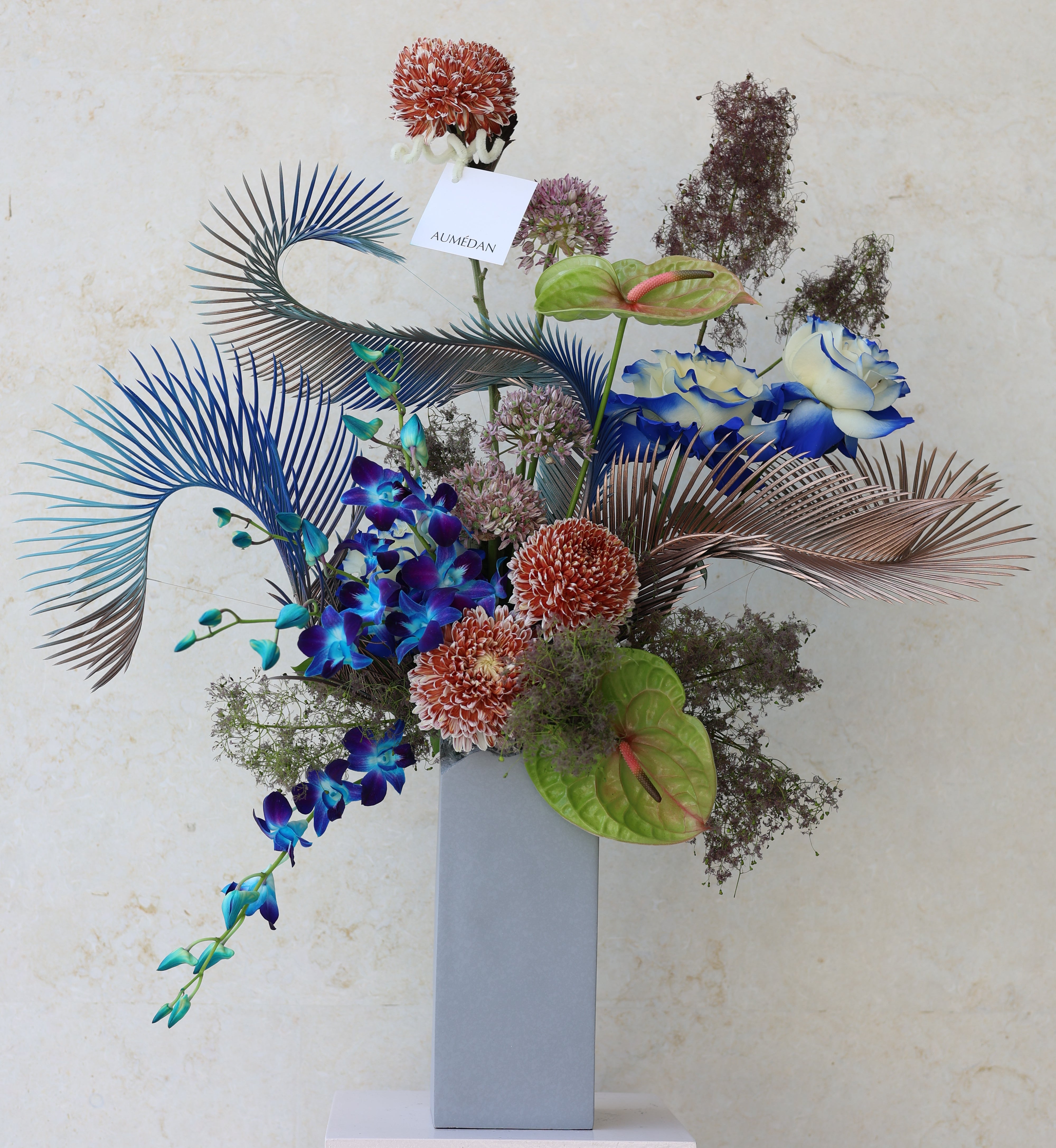 Blue Swan - VASE ARRANGEMENT