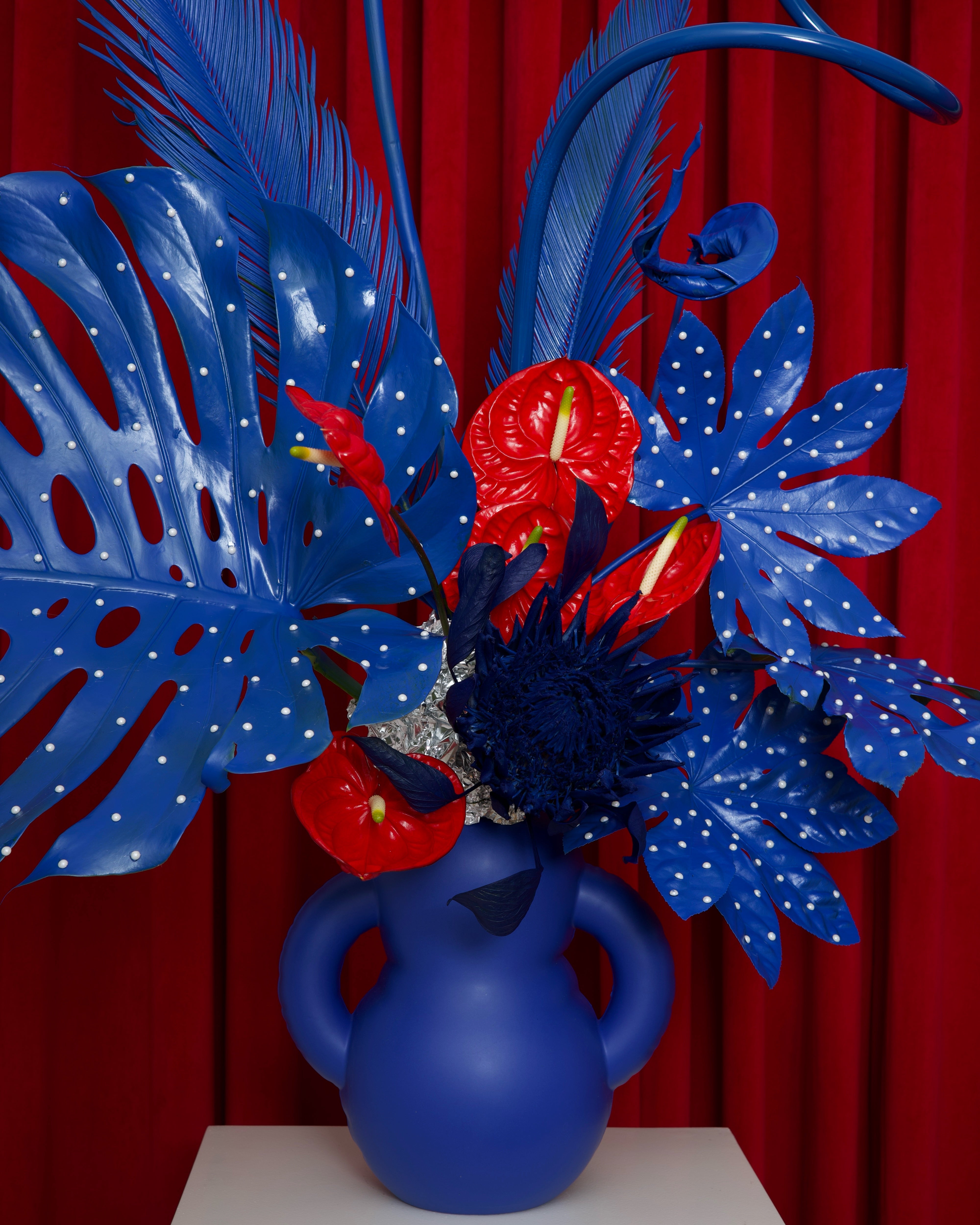 Call SCHIAPERELLI - VASE ARRANGEMENT