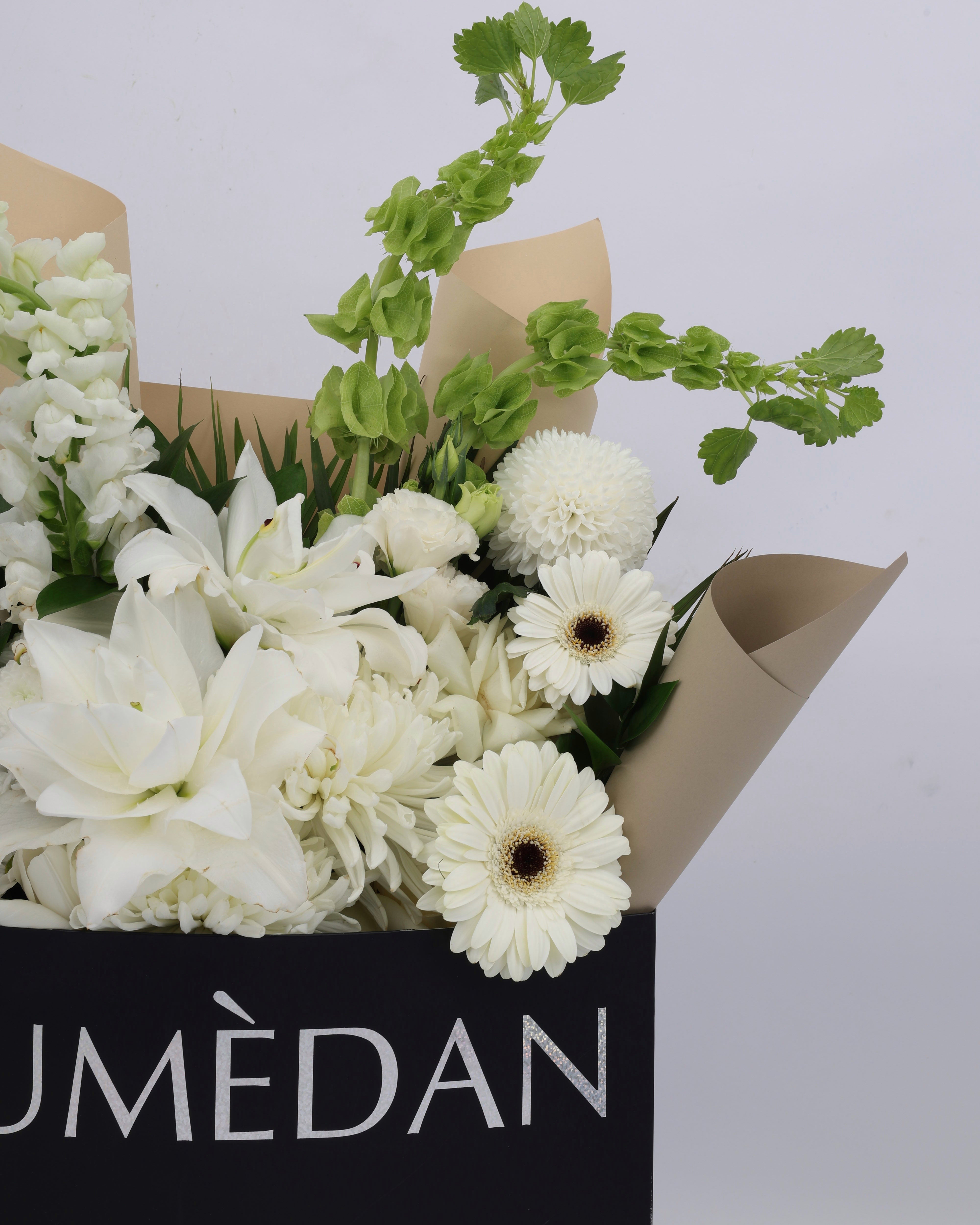 WHISPER - Sleeve Bouquet