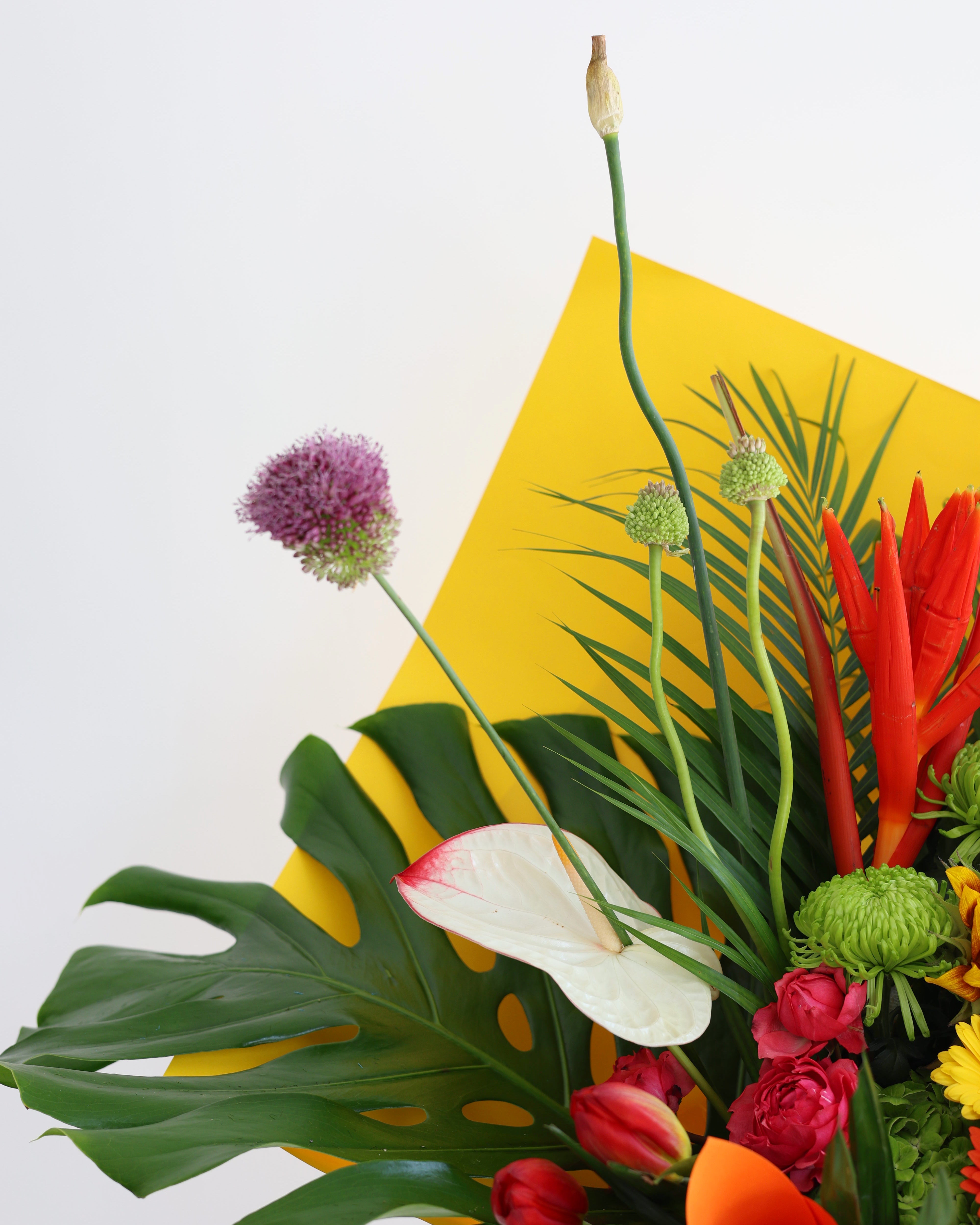 HOT GURL HAWAAIIIII - LARGE Bouquet