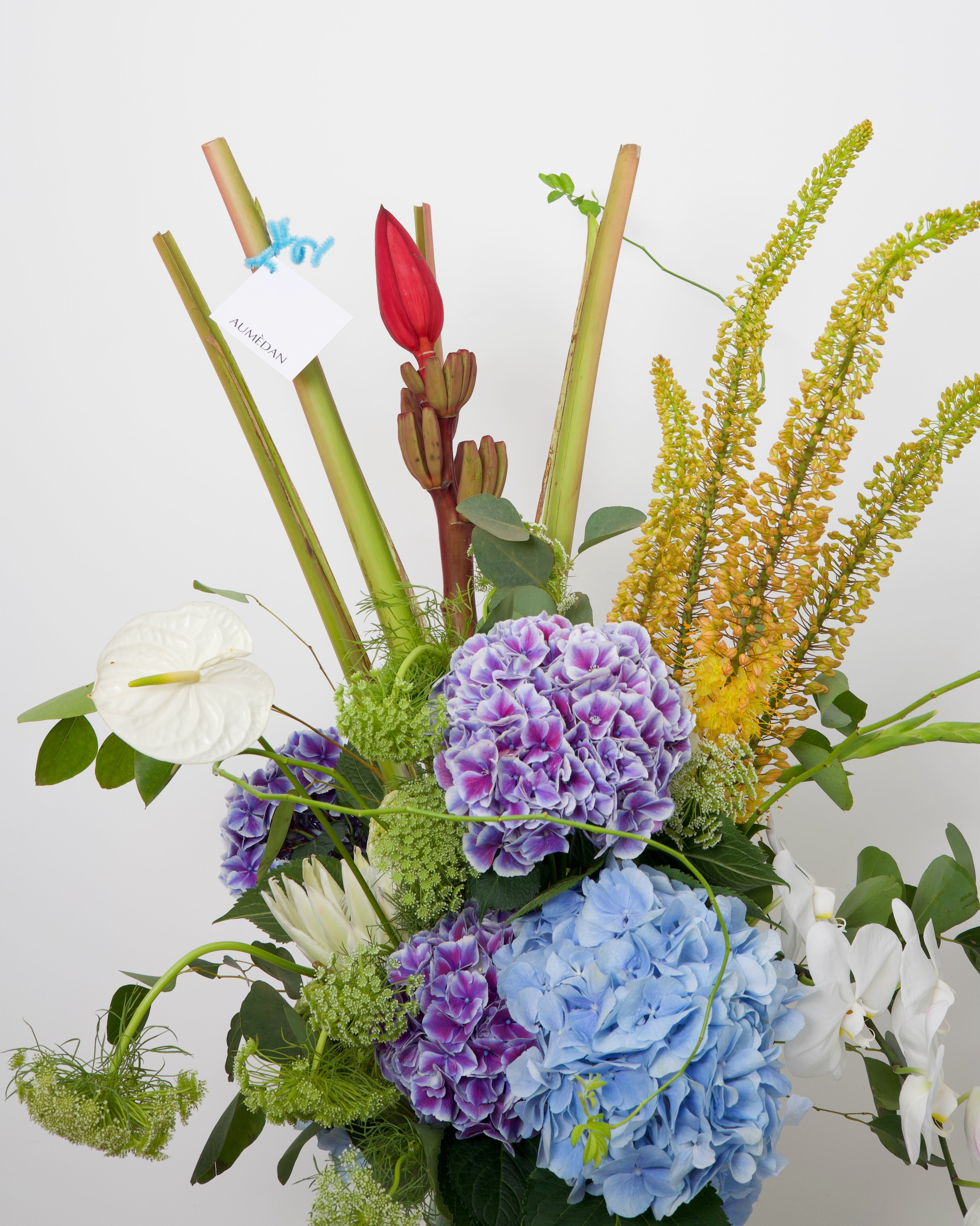 WILD CONFETTI - 360º VASE ARRANGEMENT