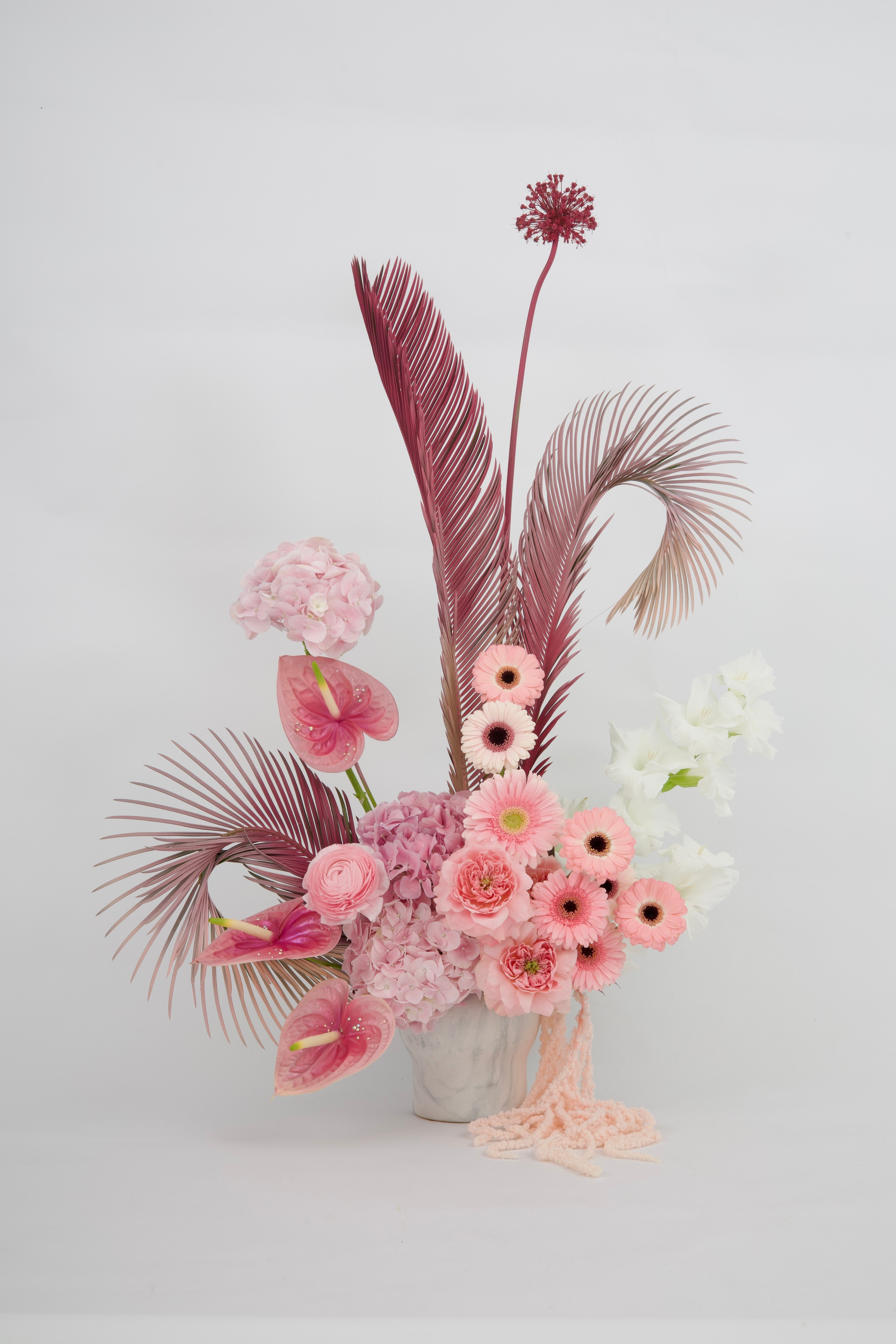 ARIANA’S - VASE ARRANGEMENT