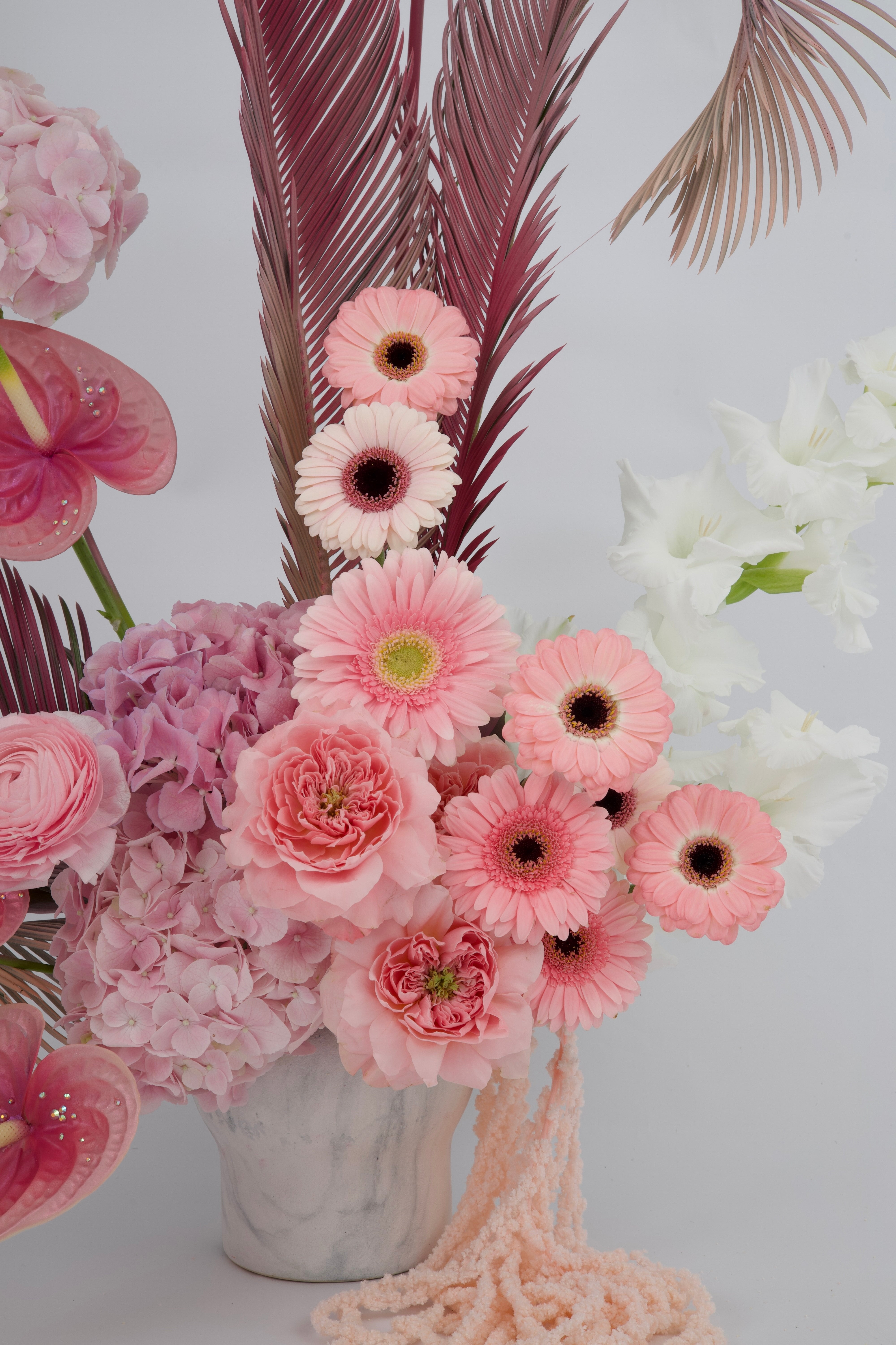 ARIANA’S - VASE ARRANGEMENT