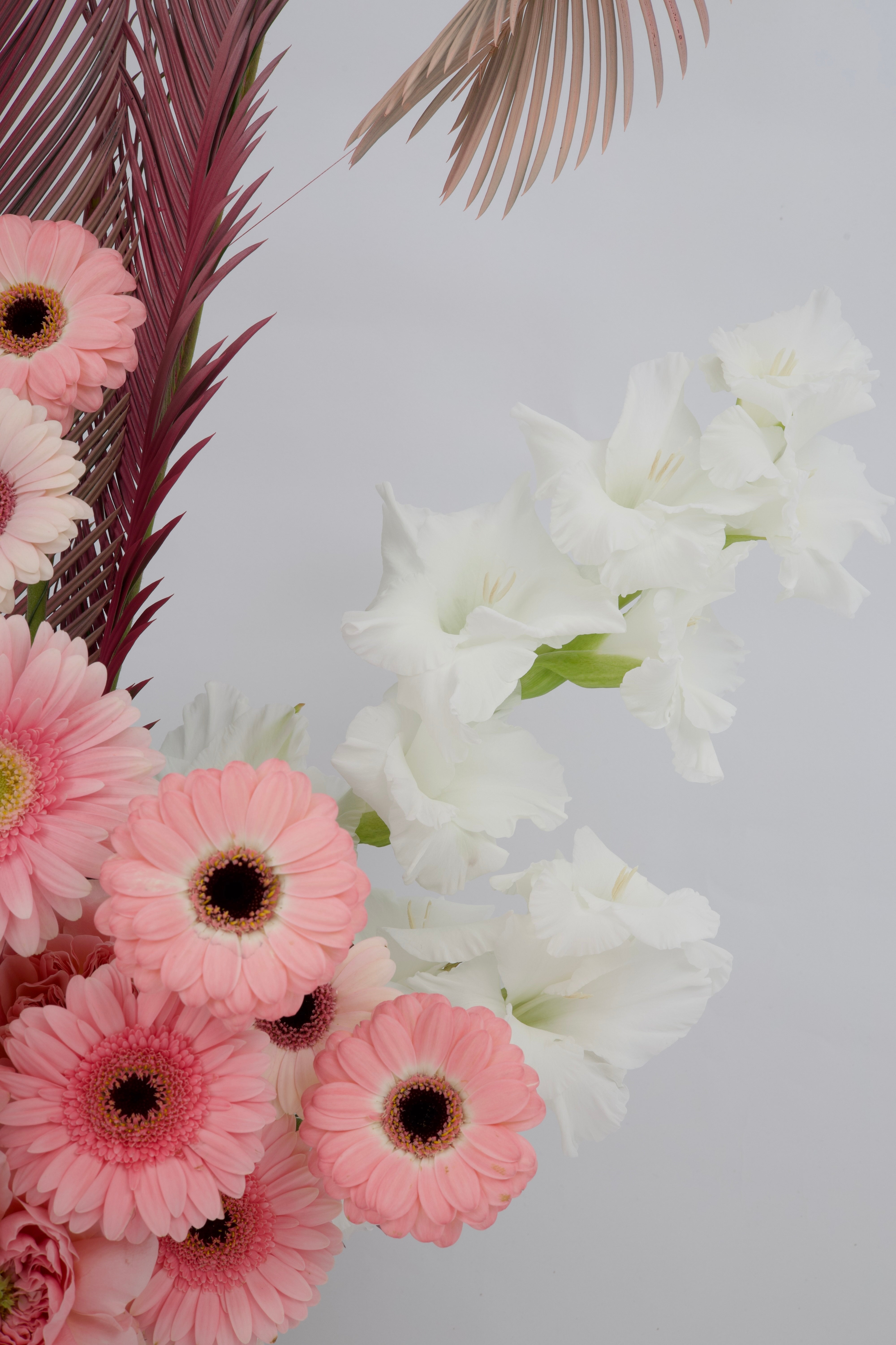 ARIANA’S - VASE ARRANGEMENT