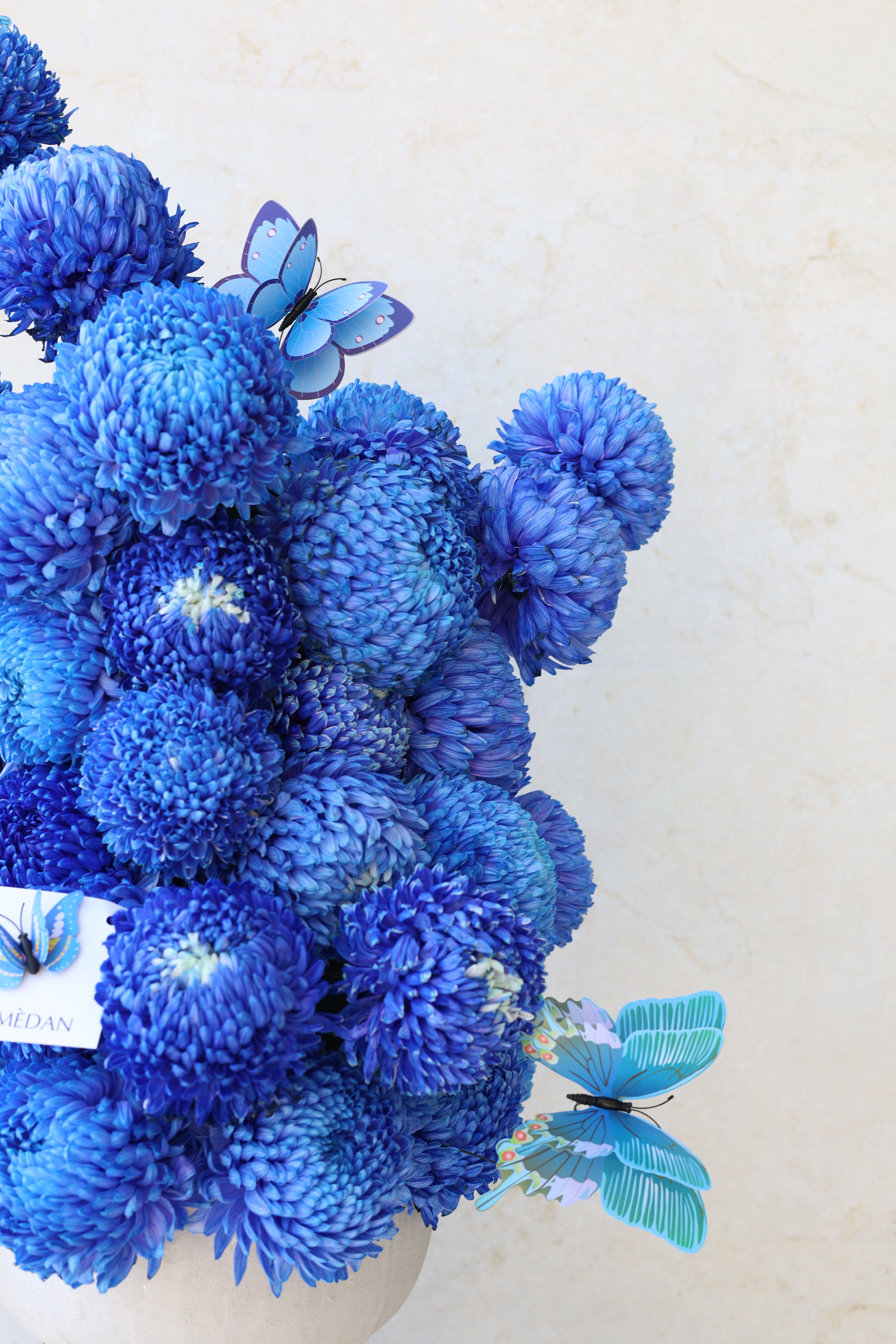 OCEAN BLUE - 360º VASE ARRANGEMENT