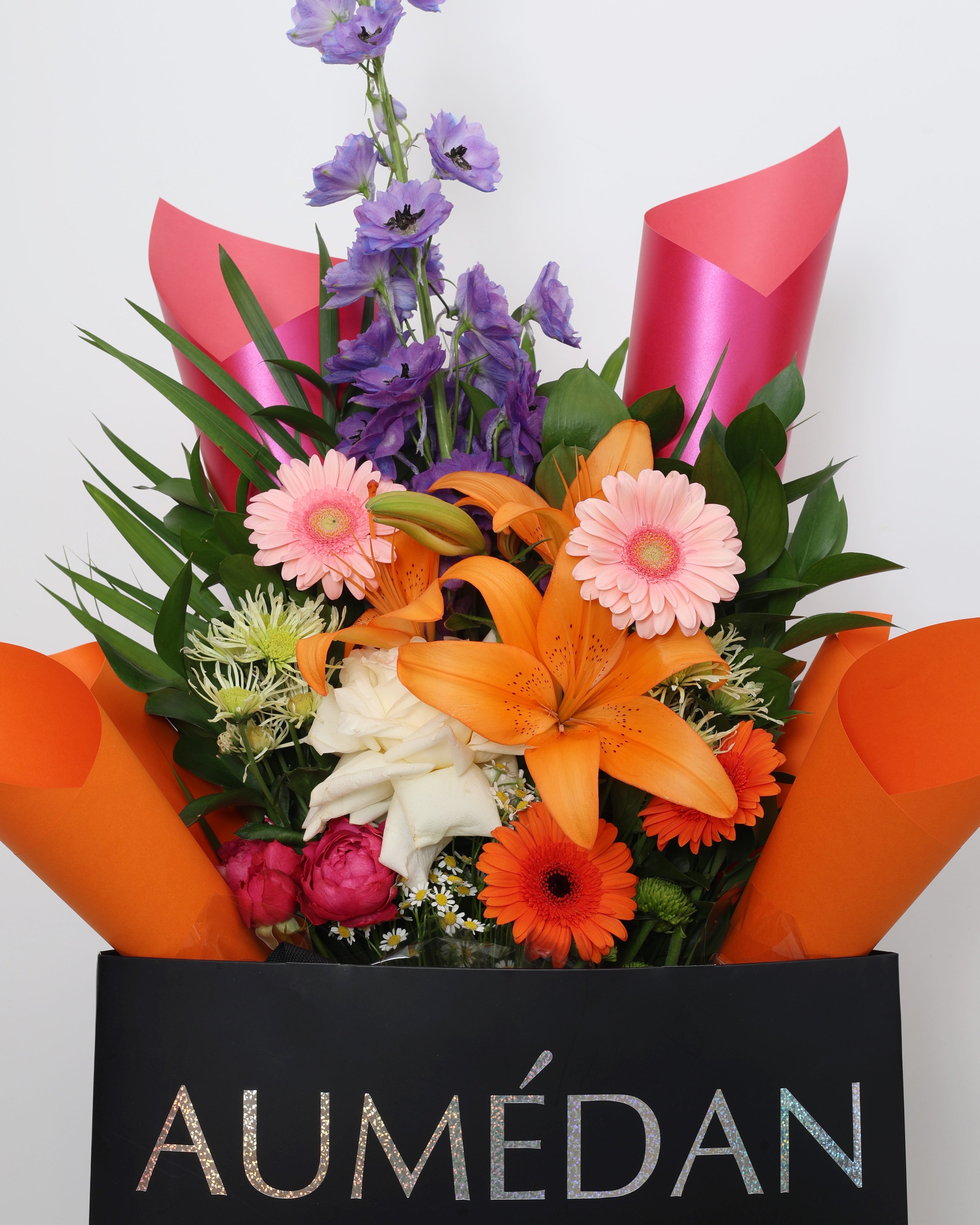 BOLD BLOOM - SLEEVE BOUQUET