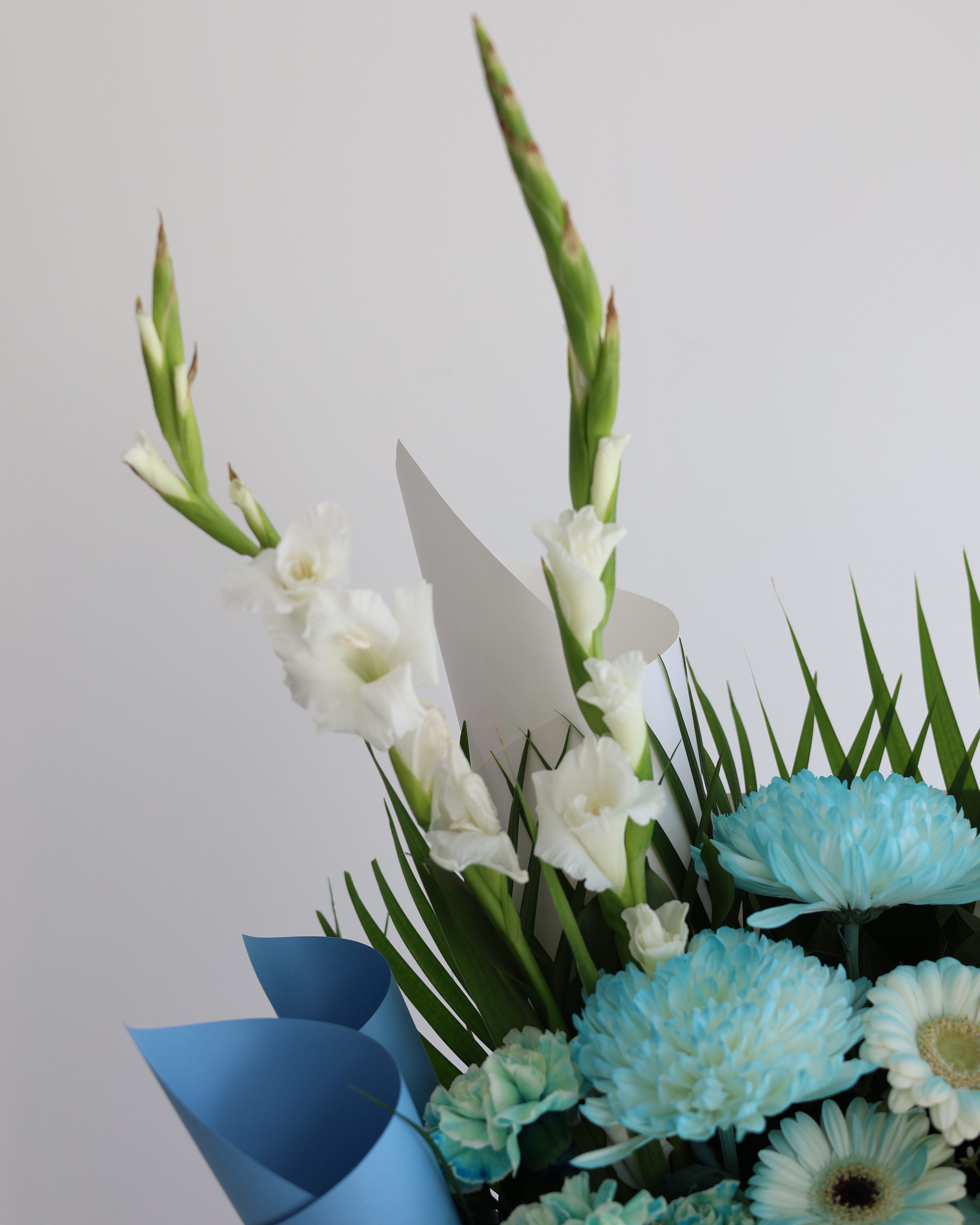iceberg - sleeve bouquet