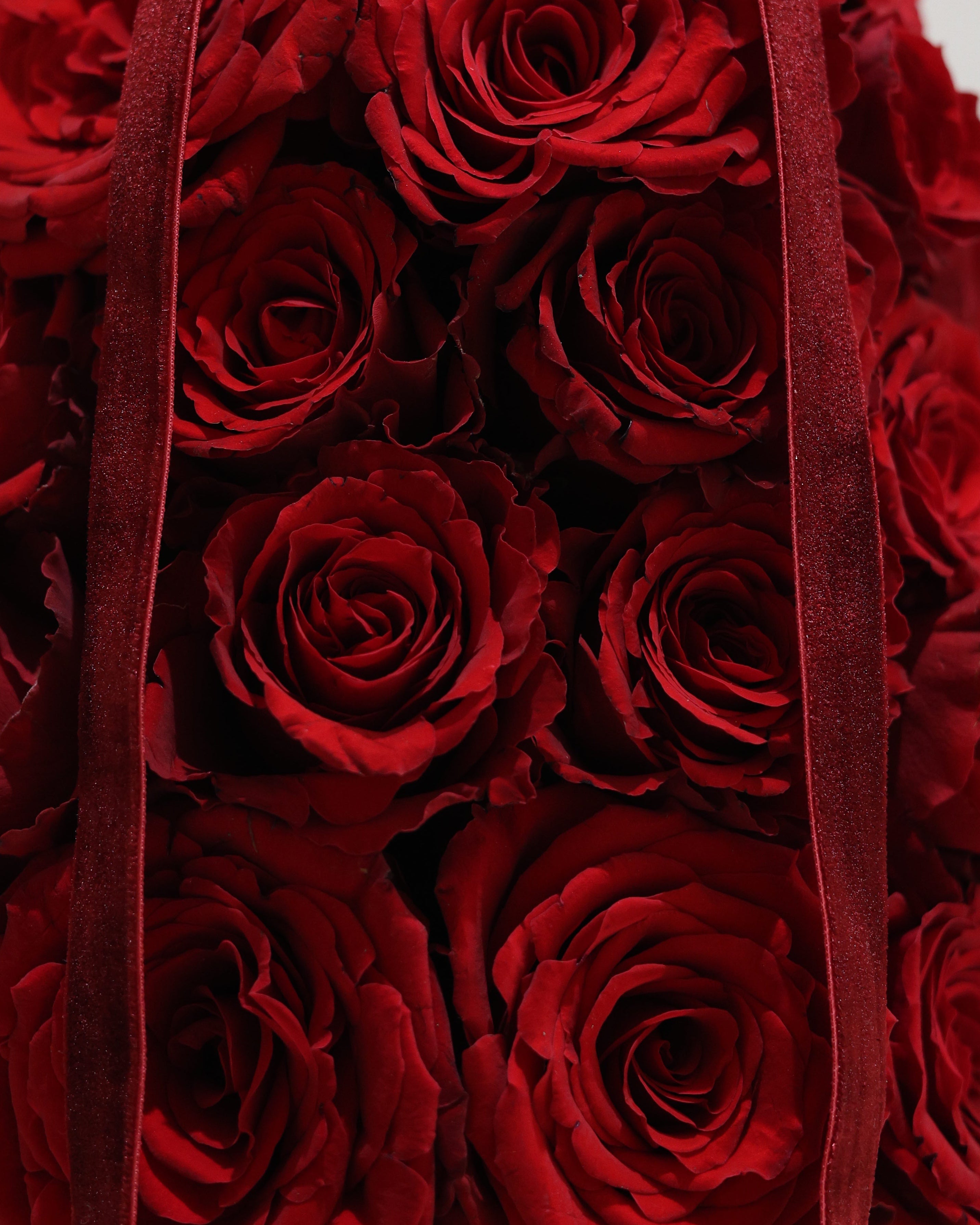 I LOVE IT - VASE ARRANGEMENT