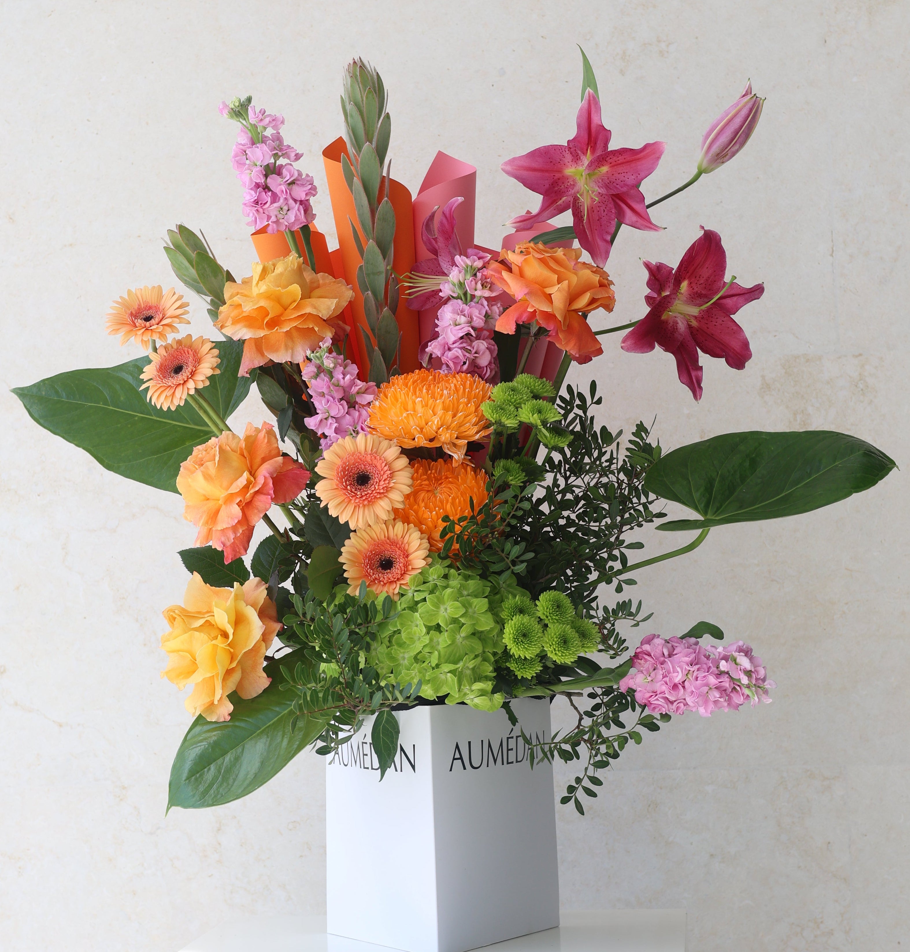 SUMMER BLOSSOMS - TRITOTE BAG ARRANGEMENT