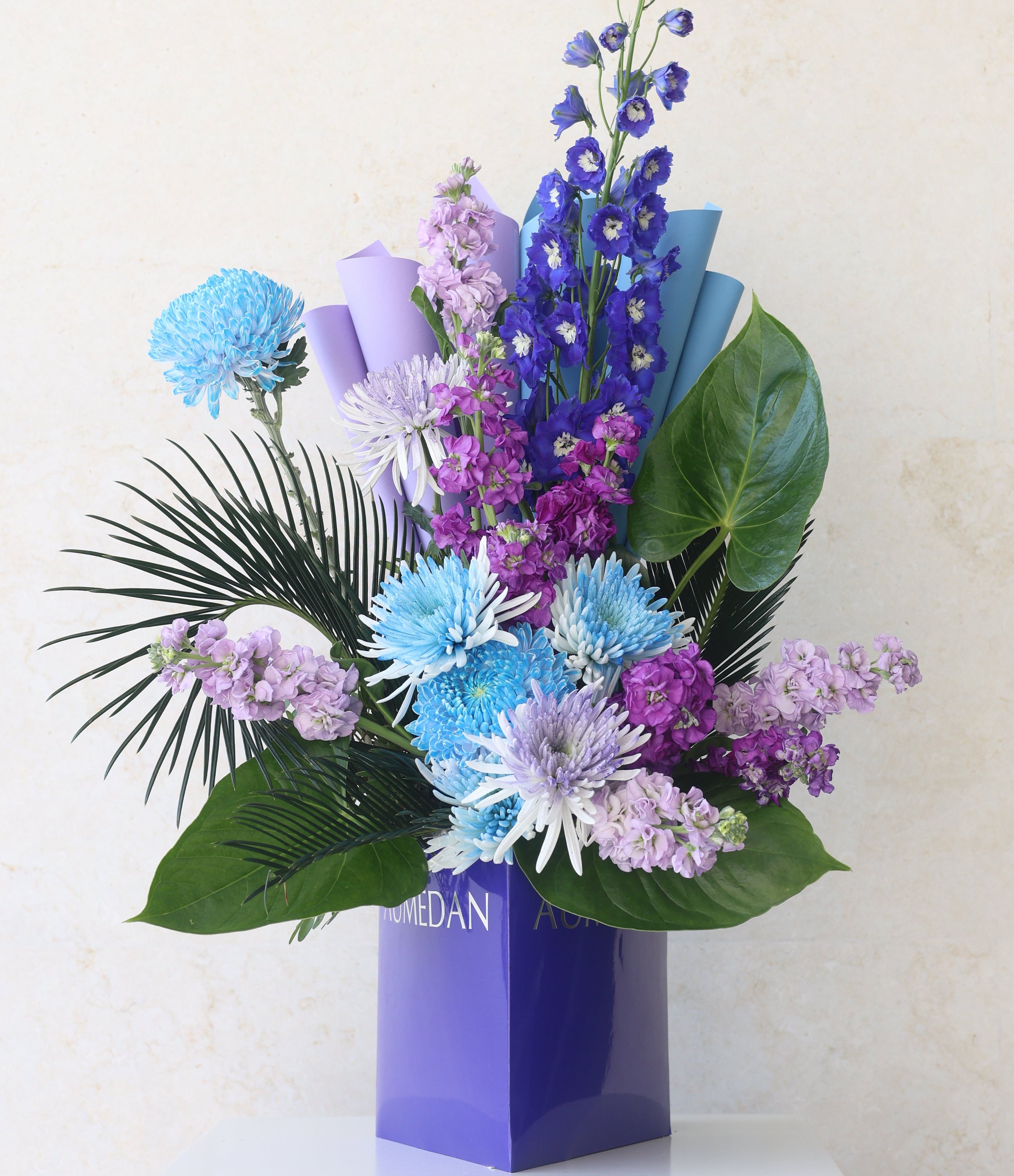 MIDNIGHT BLOOM - TRITOTE BAG ARRANGEMENT