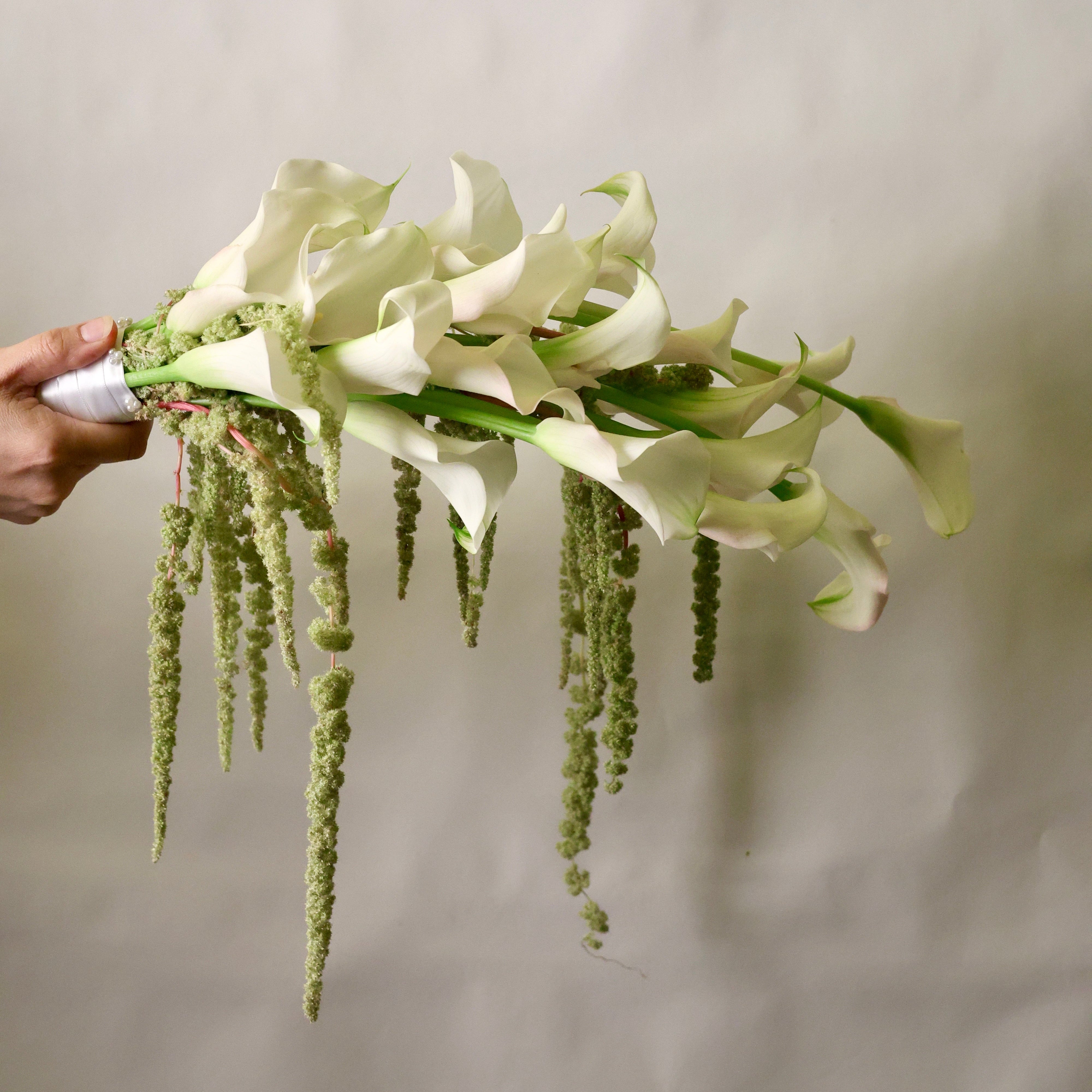 CLASSIC CALLA - BRIDAL HAND BOUQUET