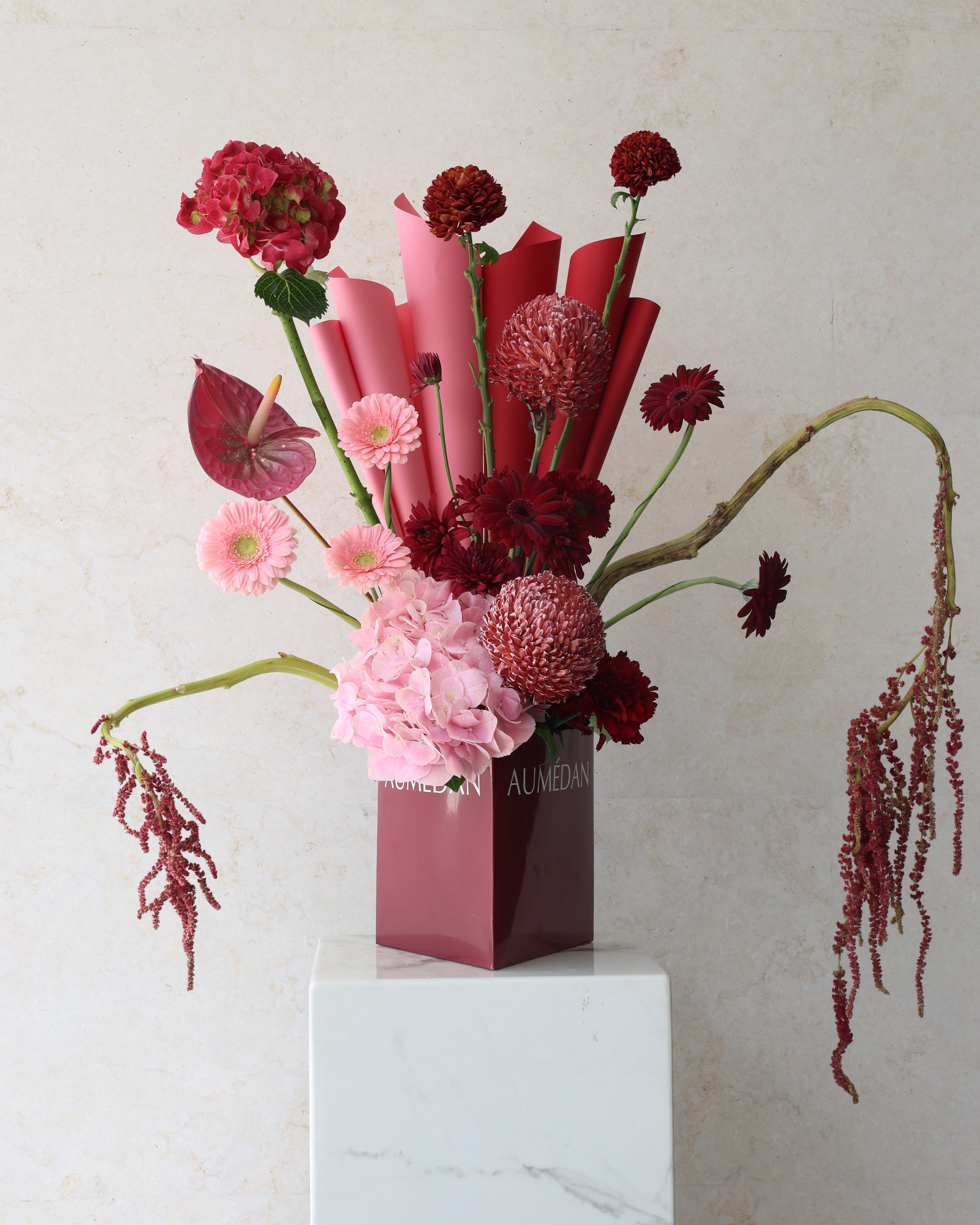 BLUSH AND ROUGE - TRITOTE BAG ARRANGEMENT