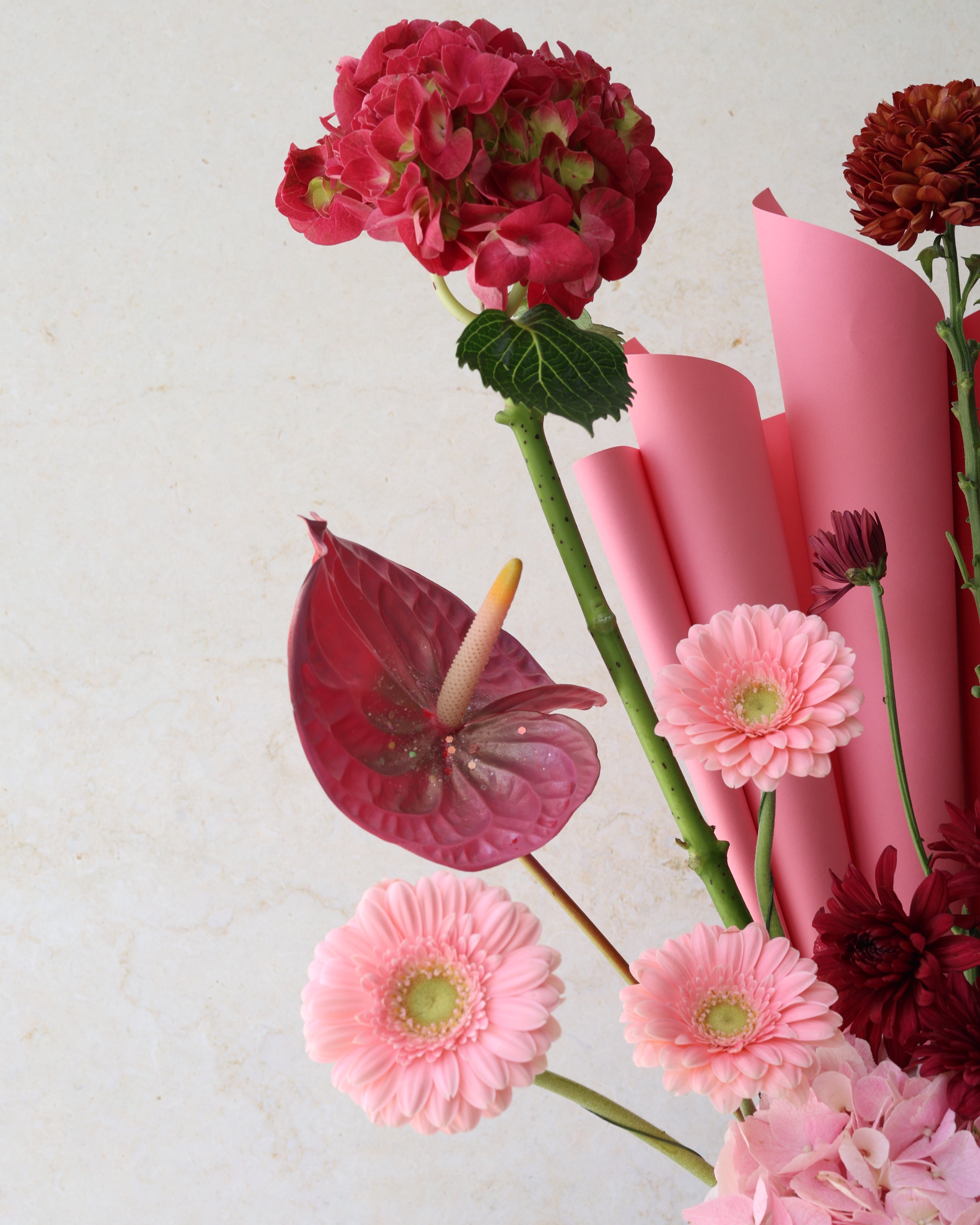 BLUSH AND ROUGE - TRITOTE BAG ARRANGEMENT
