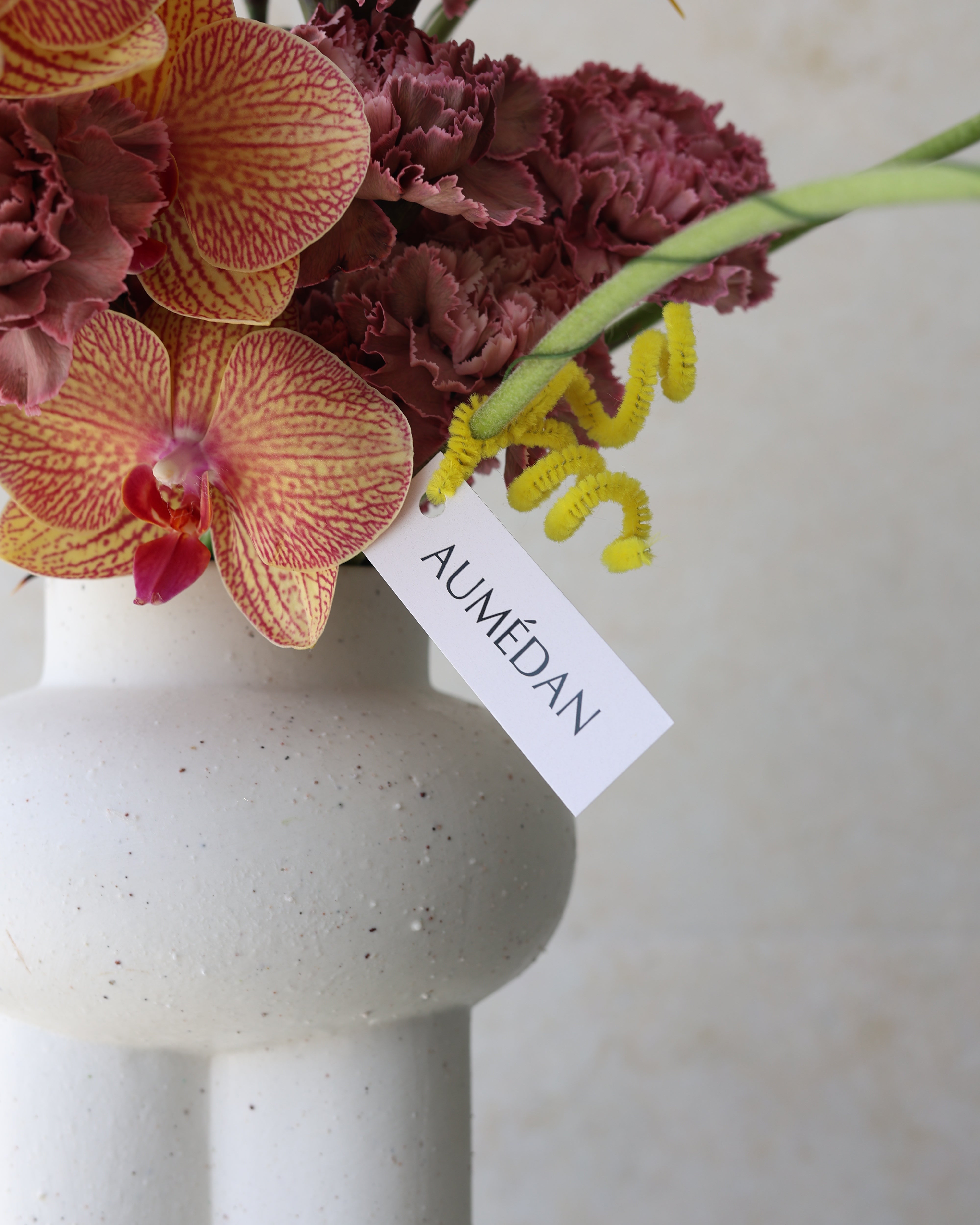 GOLDEN HOUR - VASE ARRANGEMENT