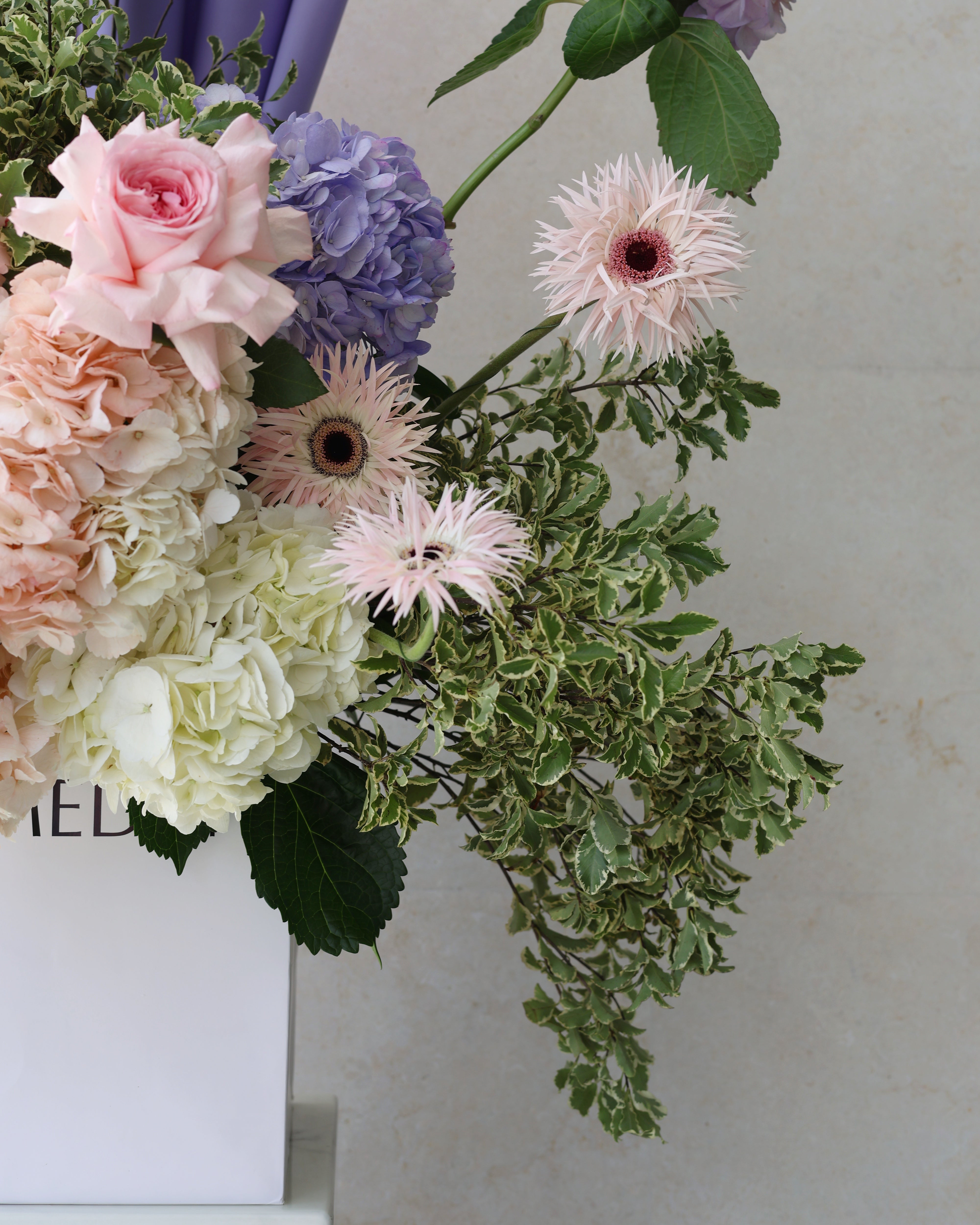 DANDELION DREAMS - Cube Bag arrangement