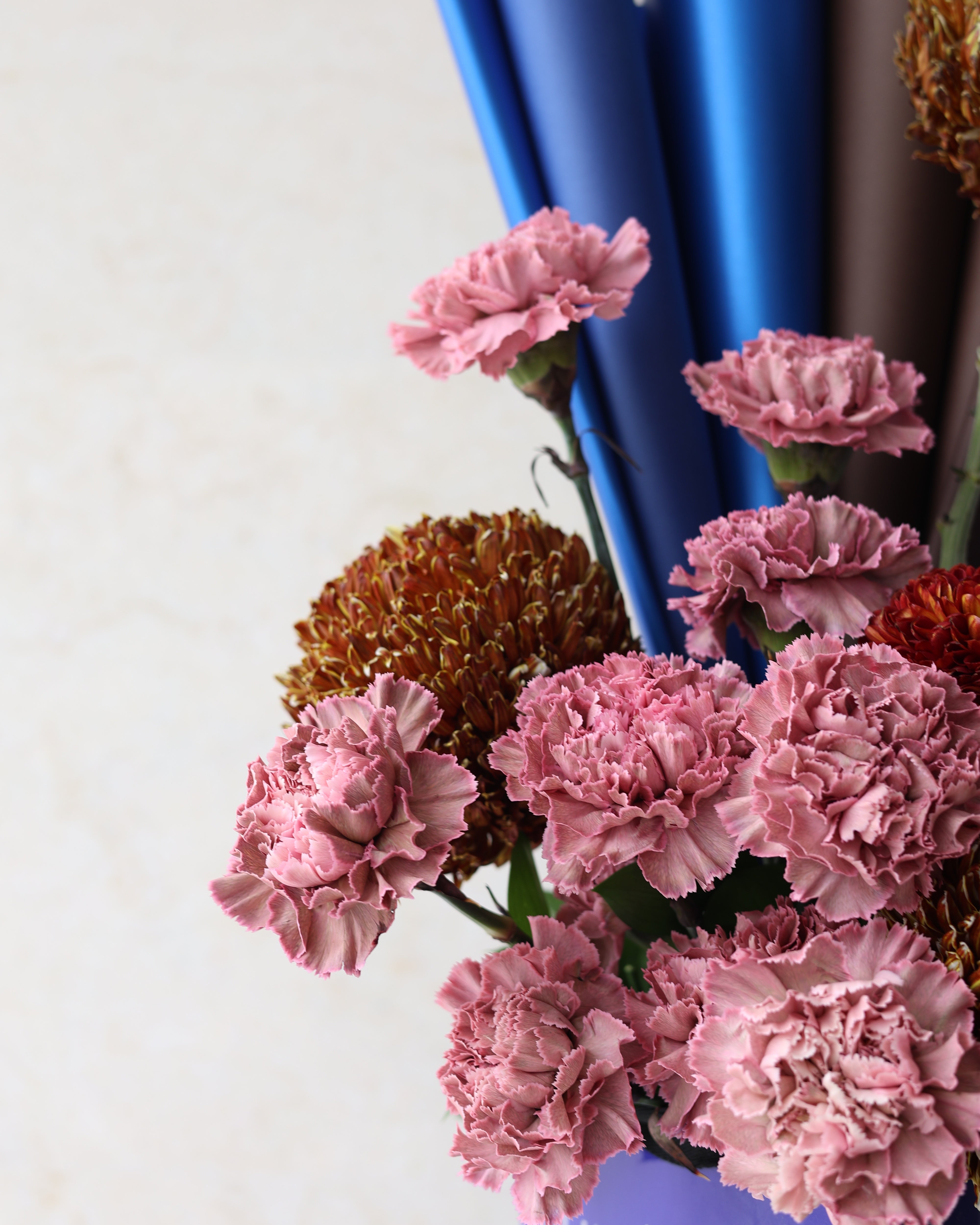 MIDNIGHT MOCHA - TRITOTE BAG ARRANGEMENT