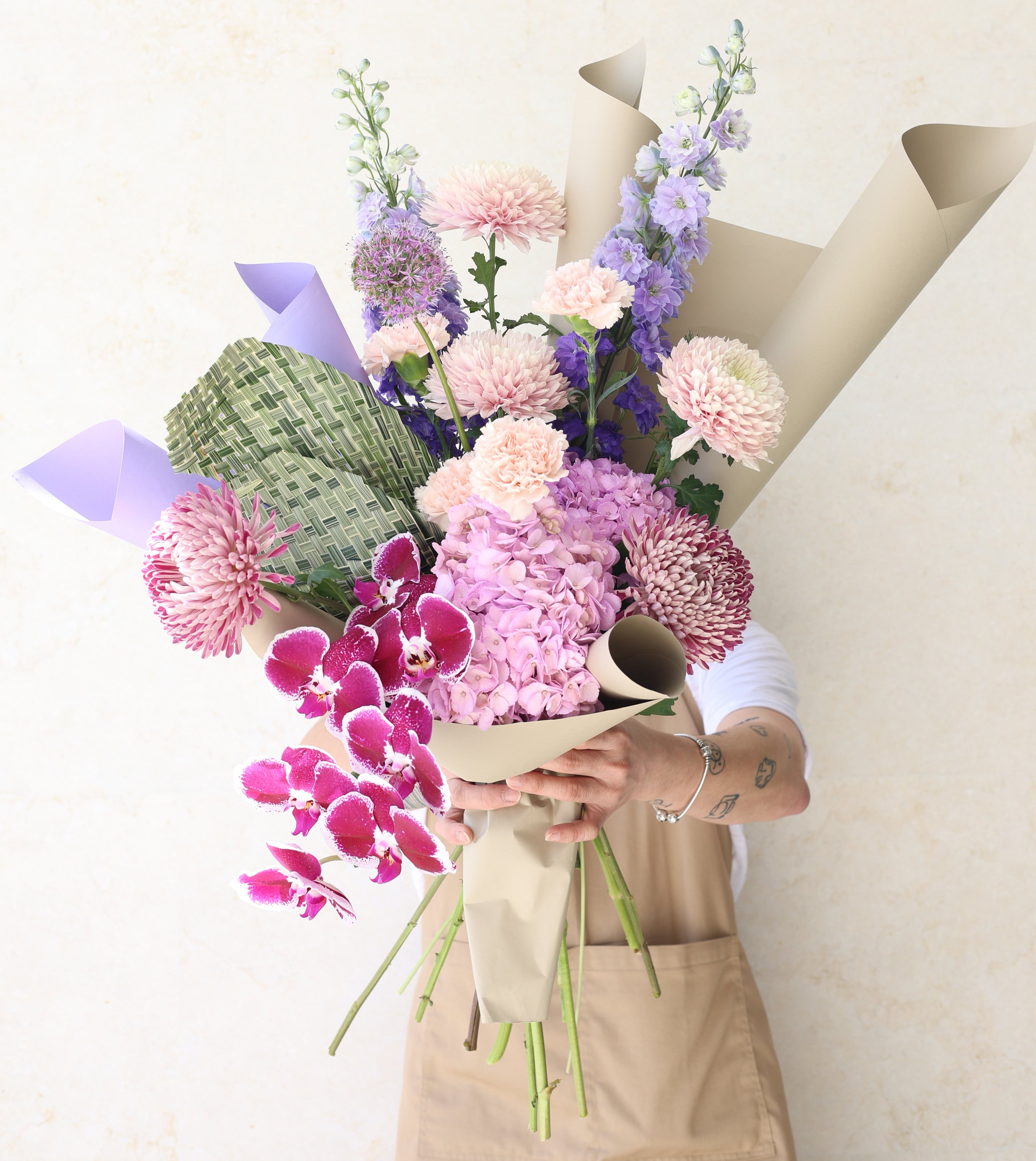 WEAVE LOVE - MEDIUM BOUQUET
