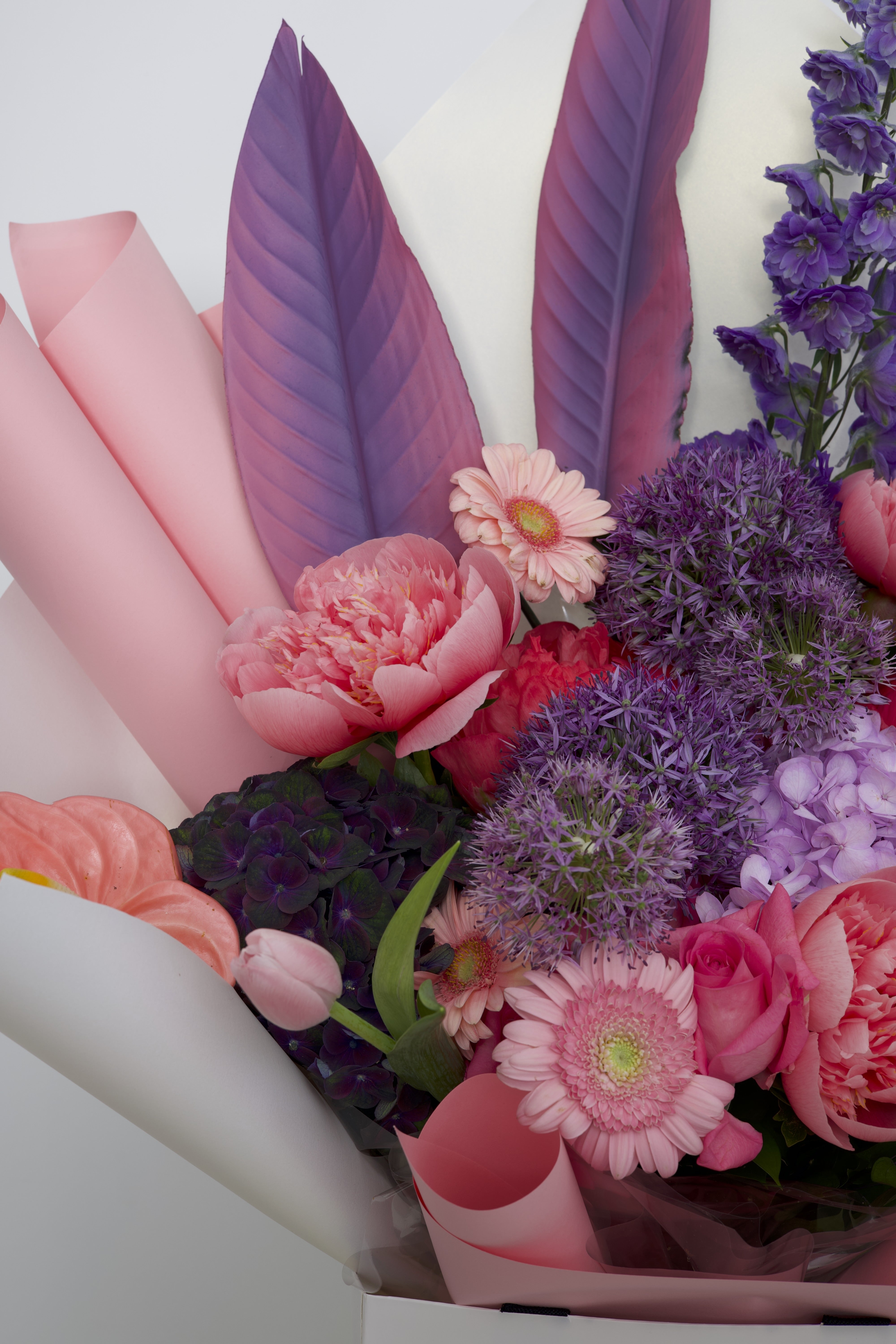 LAVENDER LAUGHS - MEDIUM BOUQUET