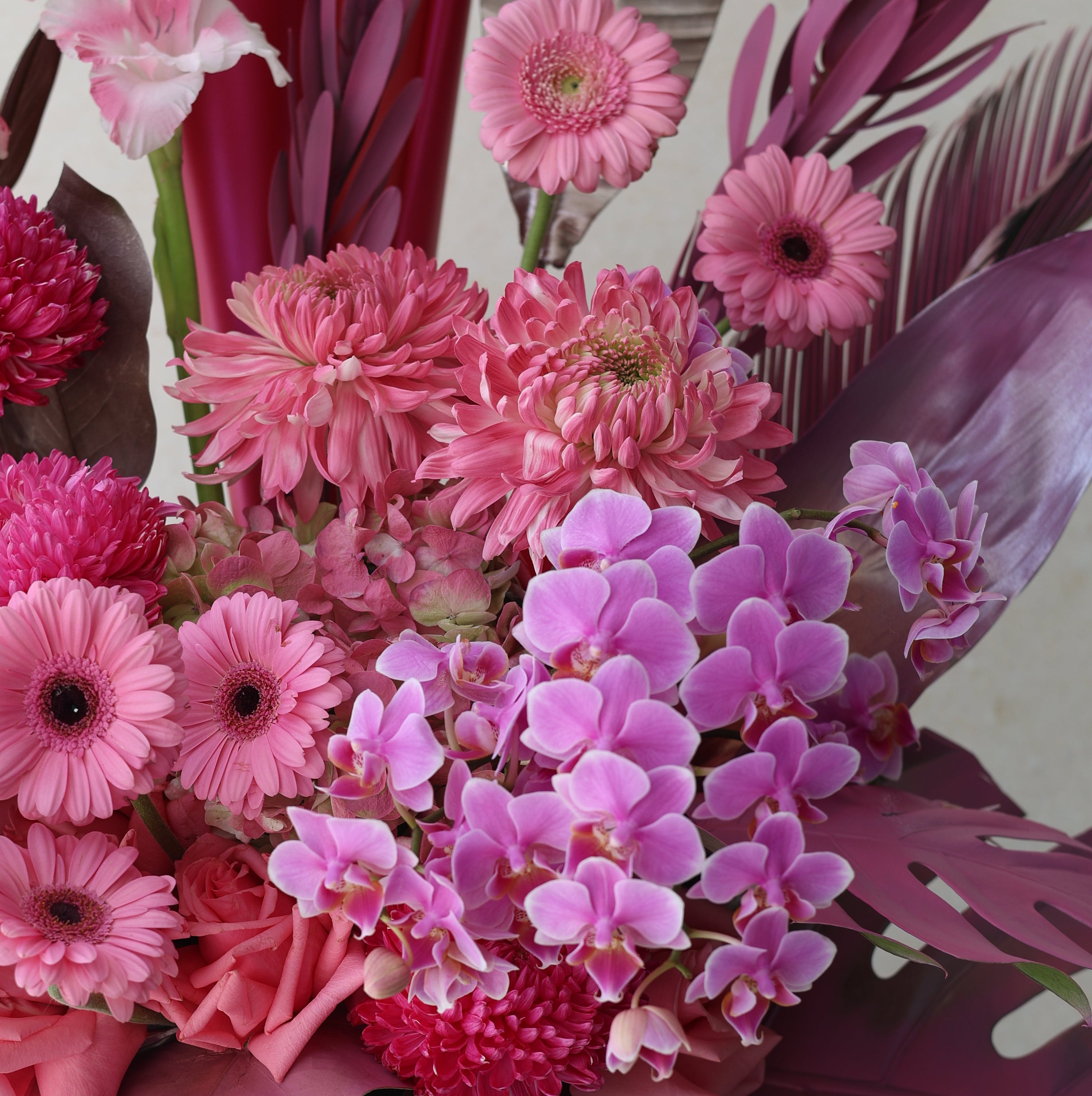 COTTON CANDY - VASE ARRANGEMENT