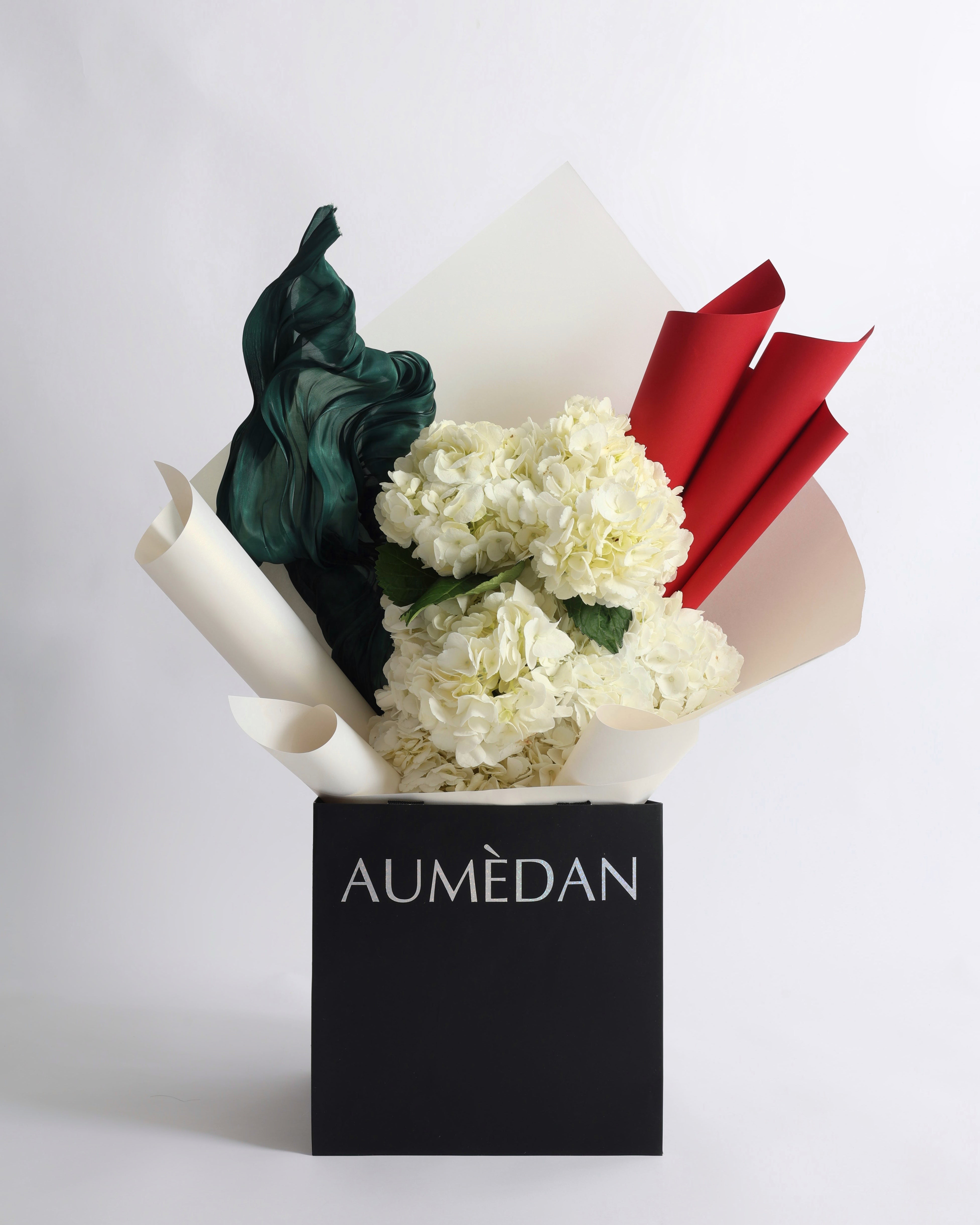 PATRIOTIC GRACE - MEIDIUM BOUQUET