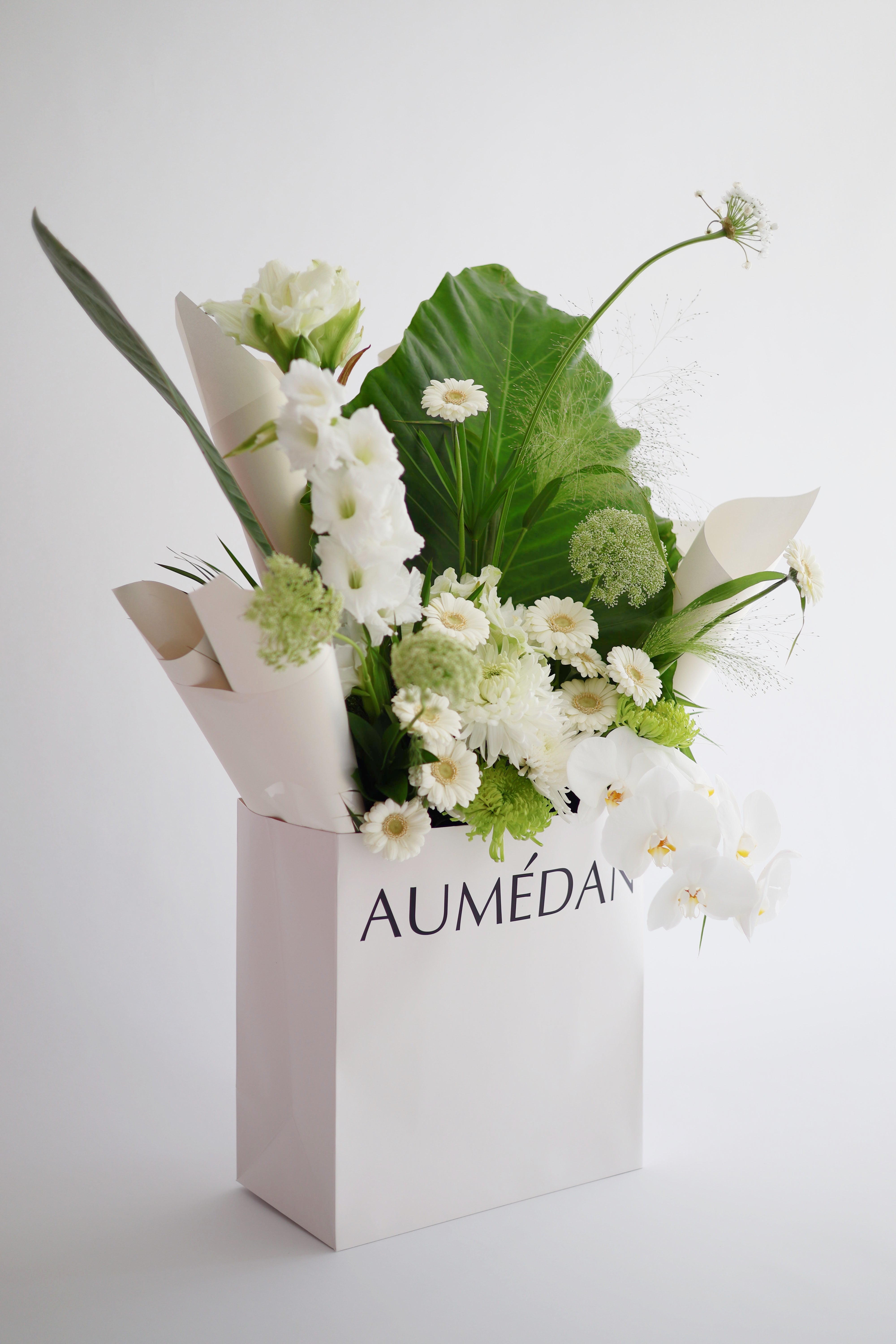 LUSH ICE - SLEEVE BOUQUET