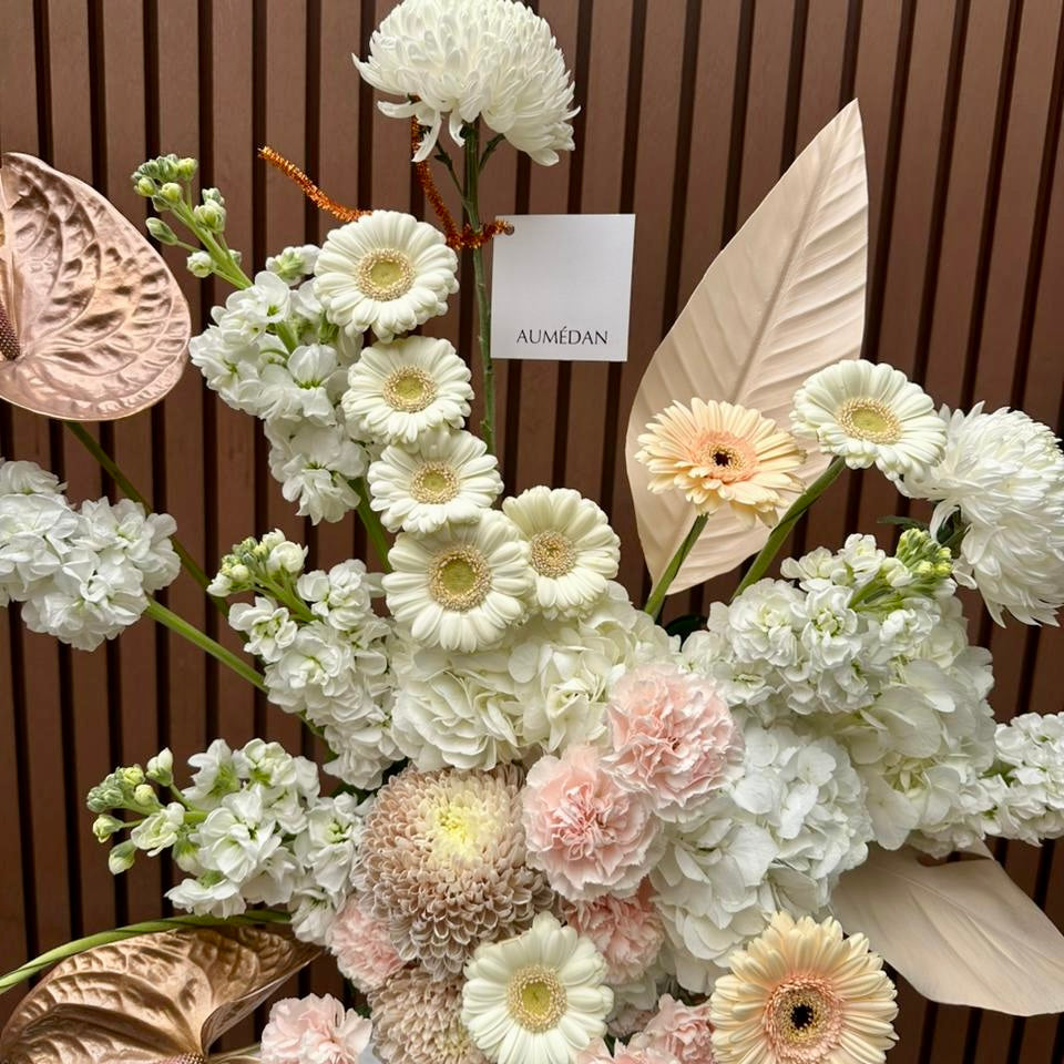 PEACE - VASE ARRANGEMENT