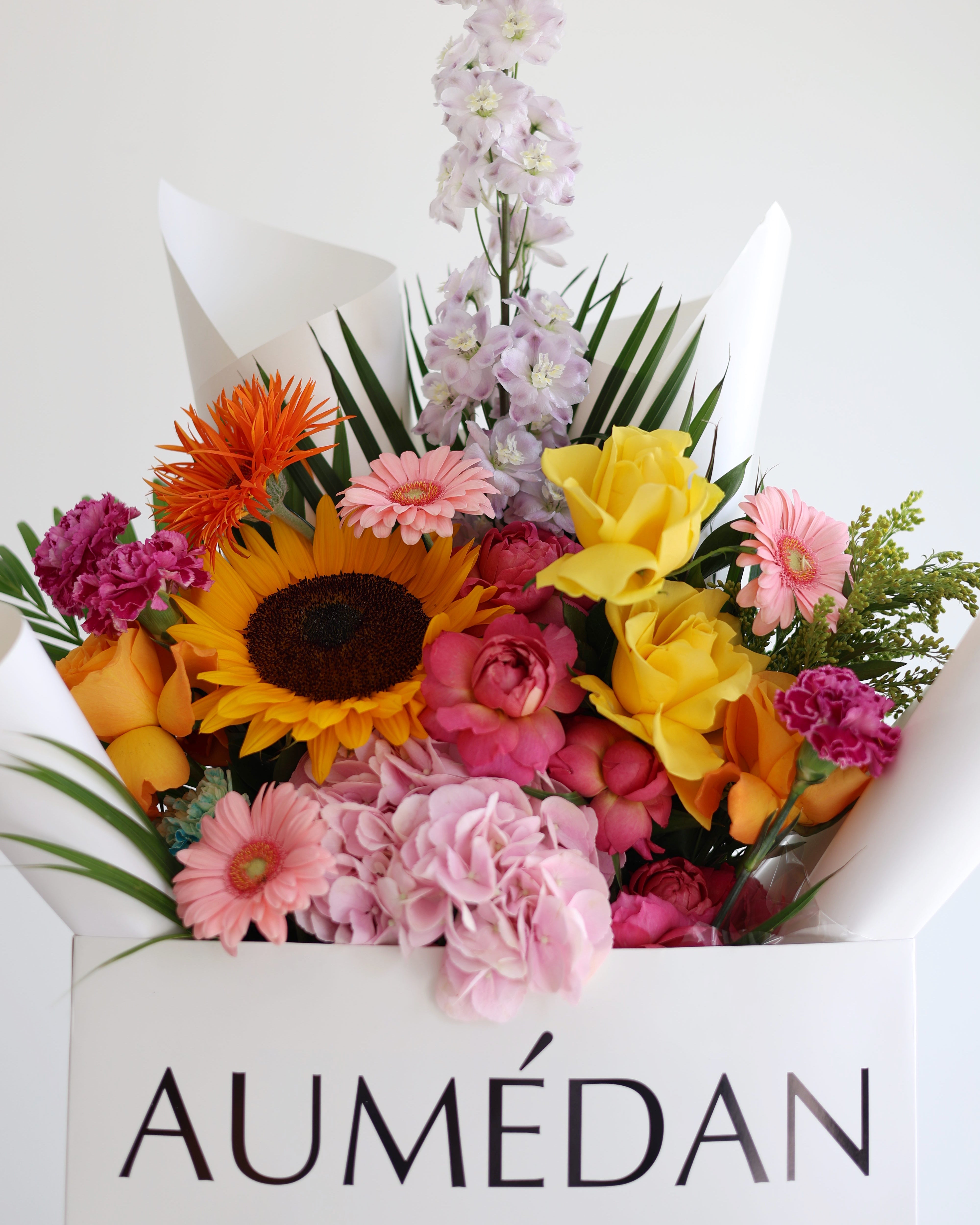 YELLOW APPETITE - SLEEVE BOUQUET