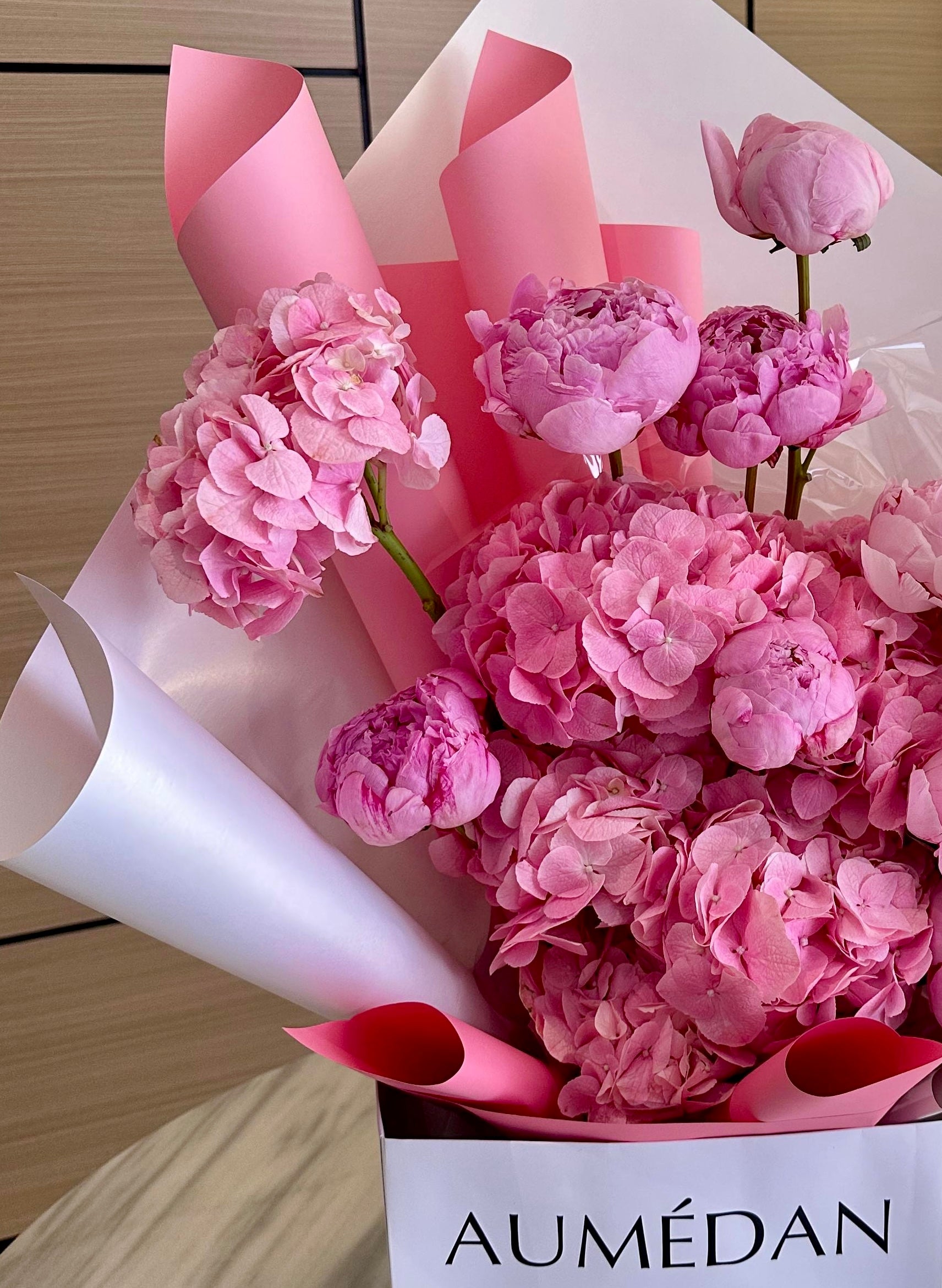 PEONY FLUFF - MEDIUM BOUQUET