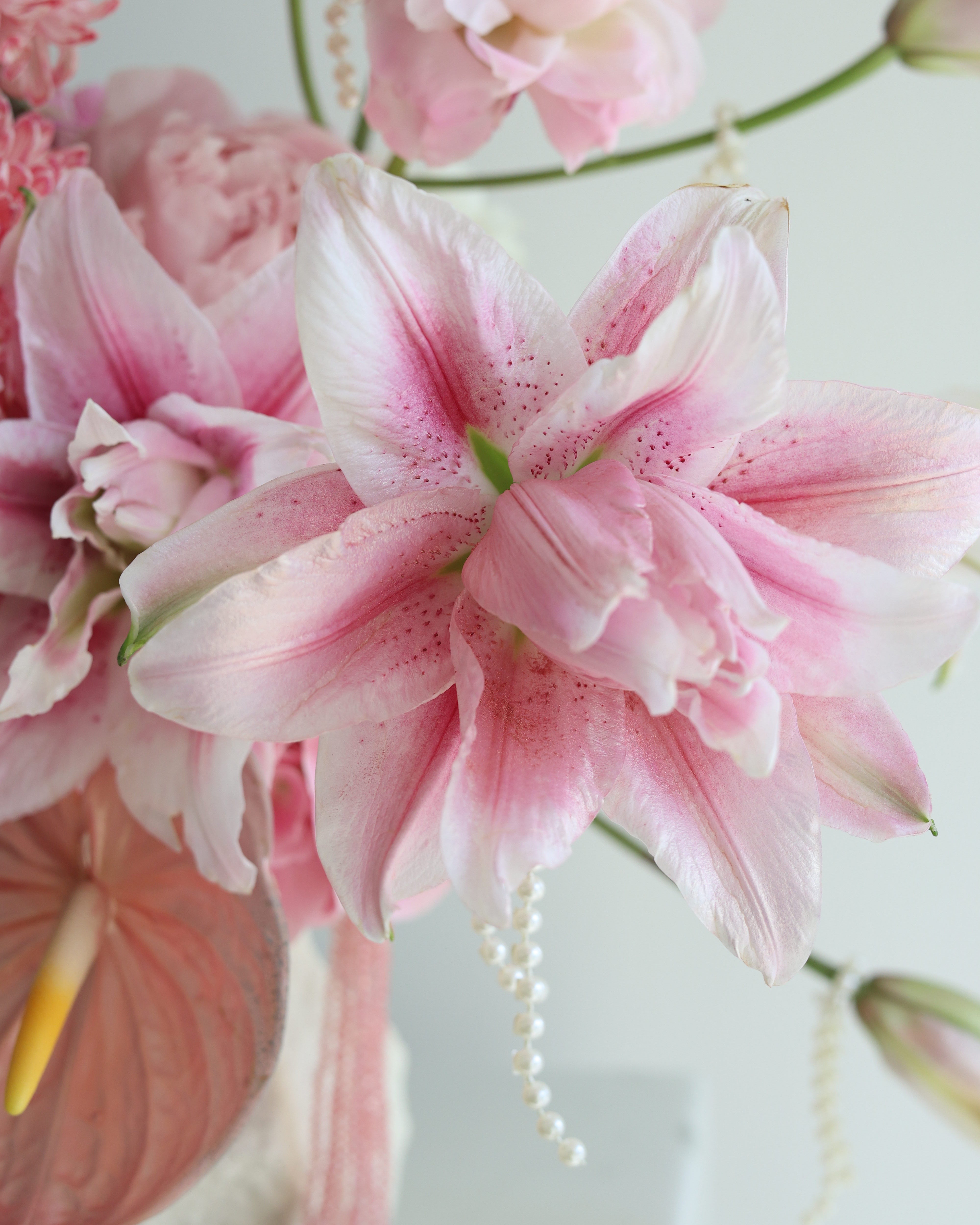 a walk to remember  - VASE ARRANGEMENT