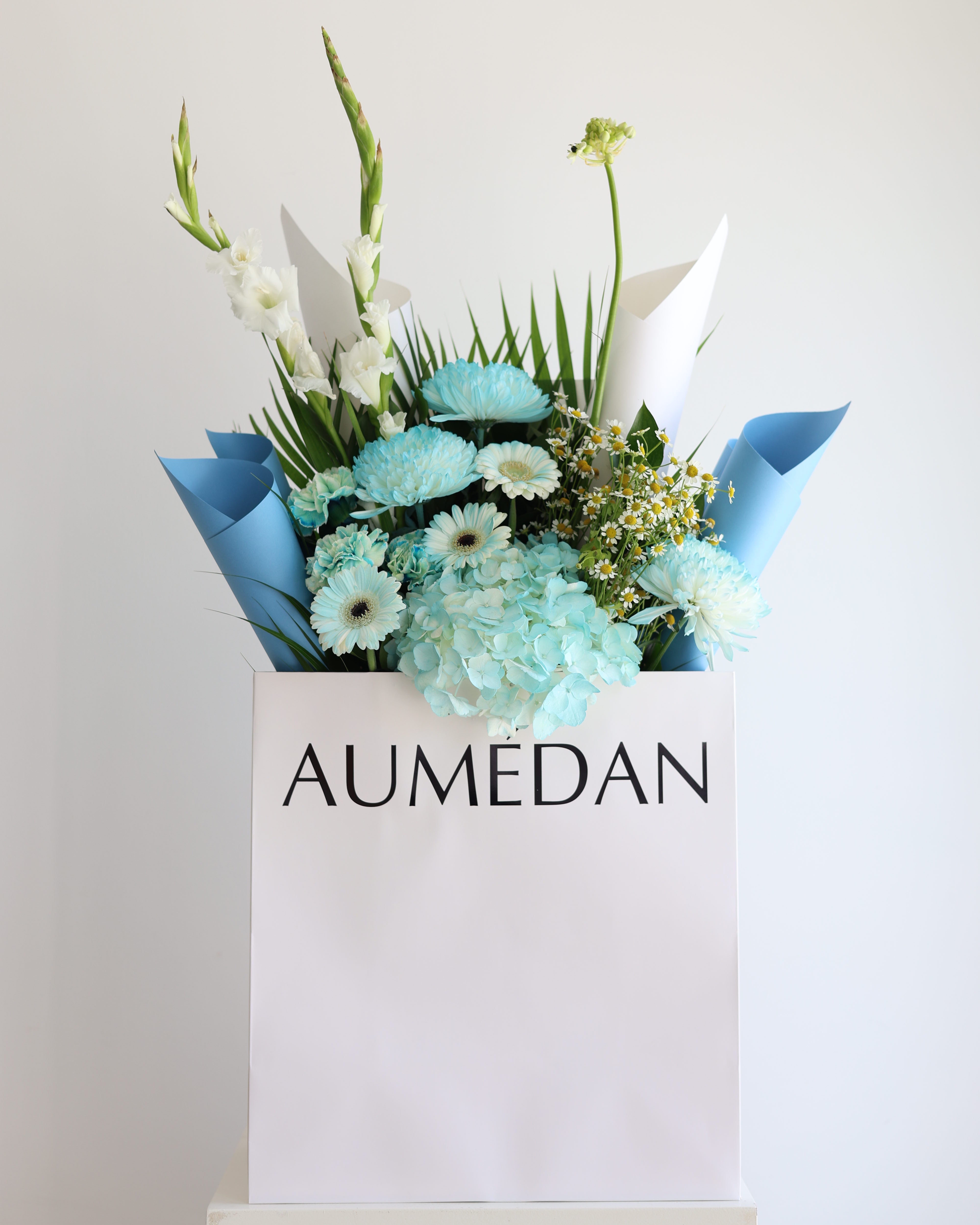 iceberg - sleeve bouquet