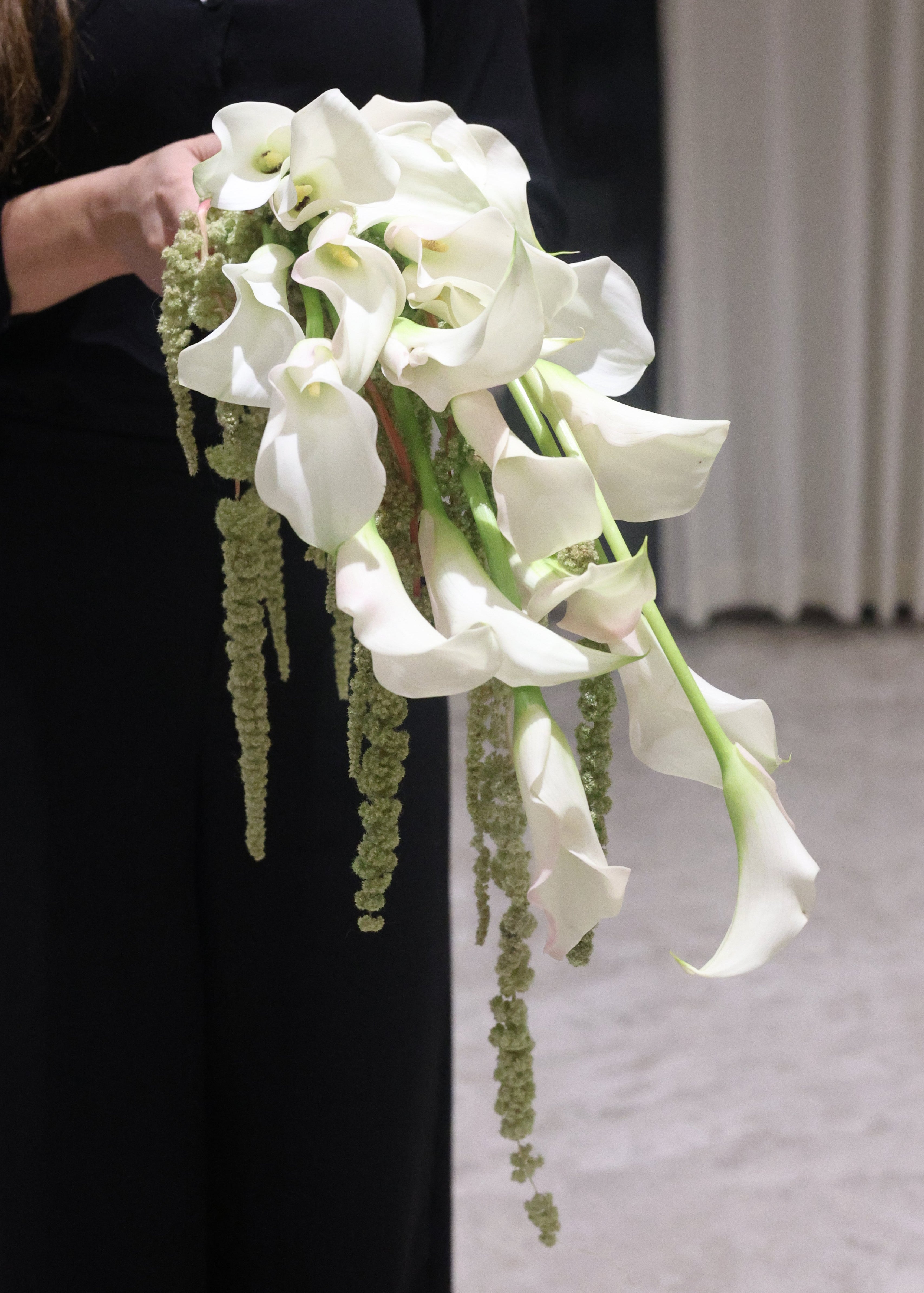 CLASSIC CALLA - BRIDAL HAND BOUQUET