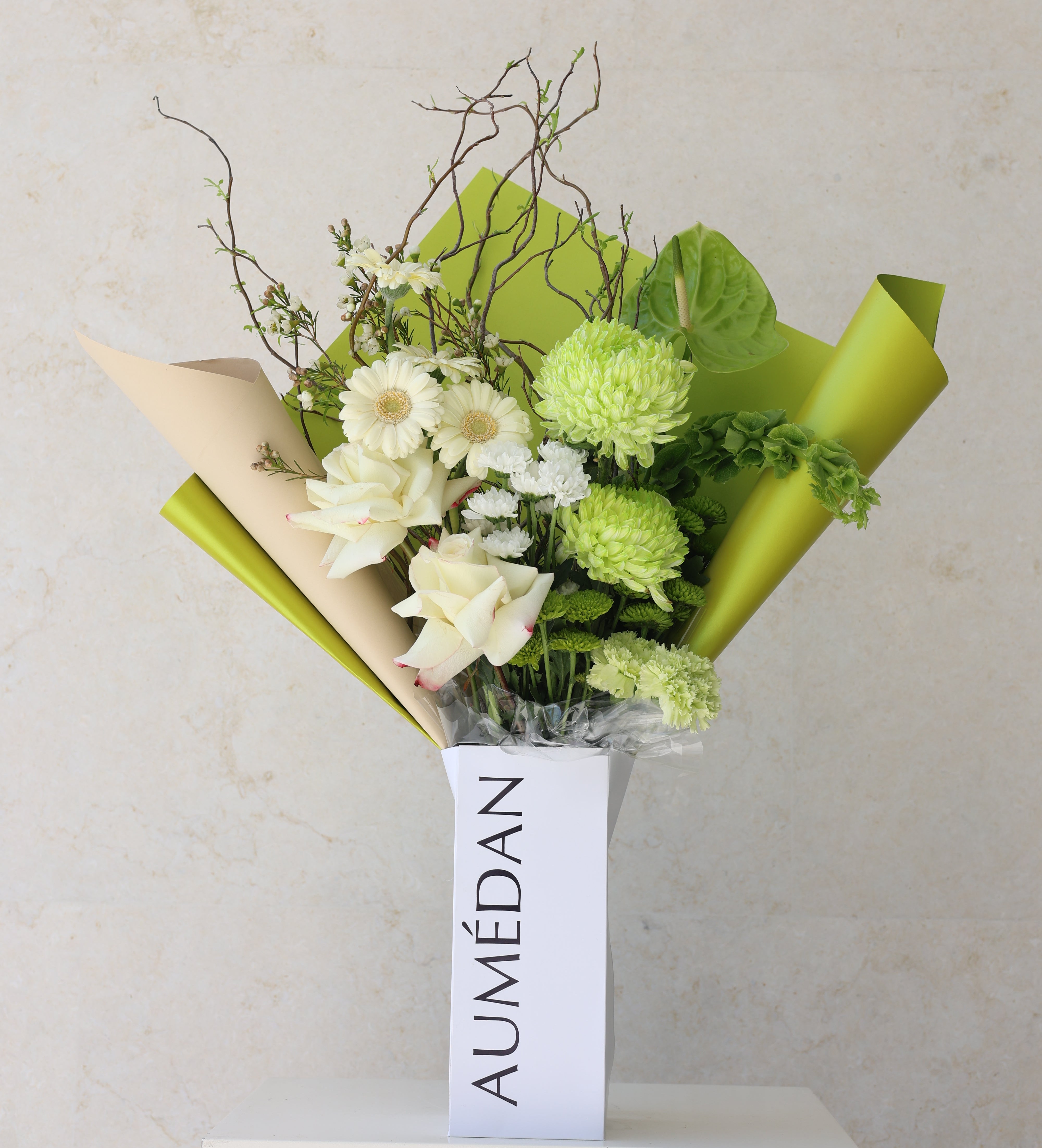 GREEN VALLEY  -  HAND BOUQUET