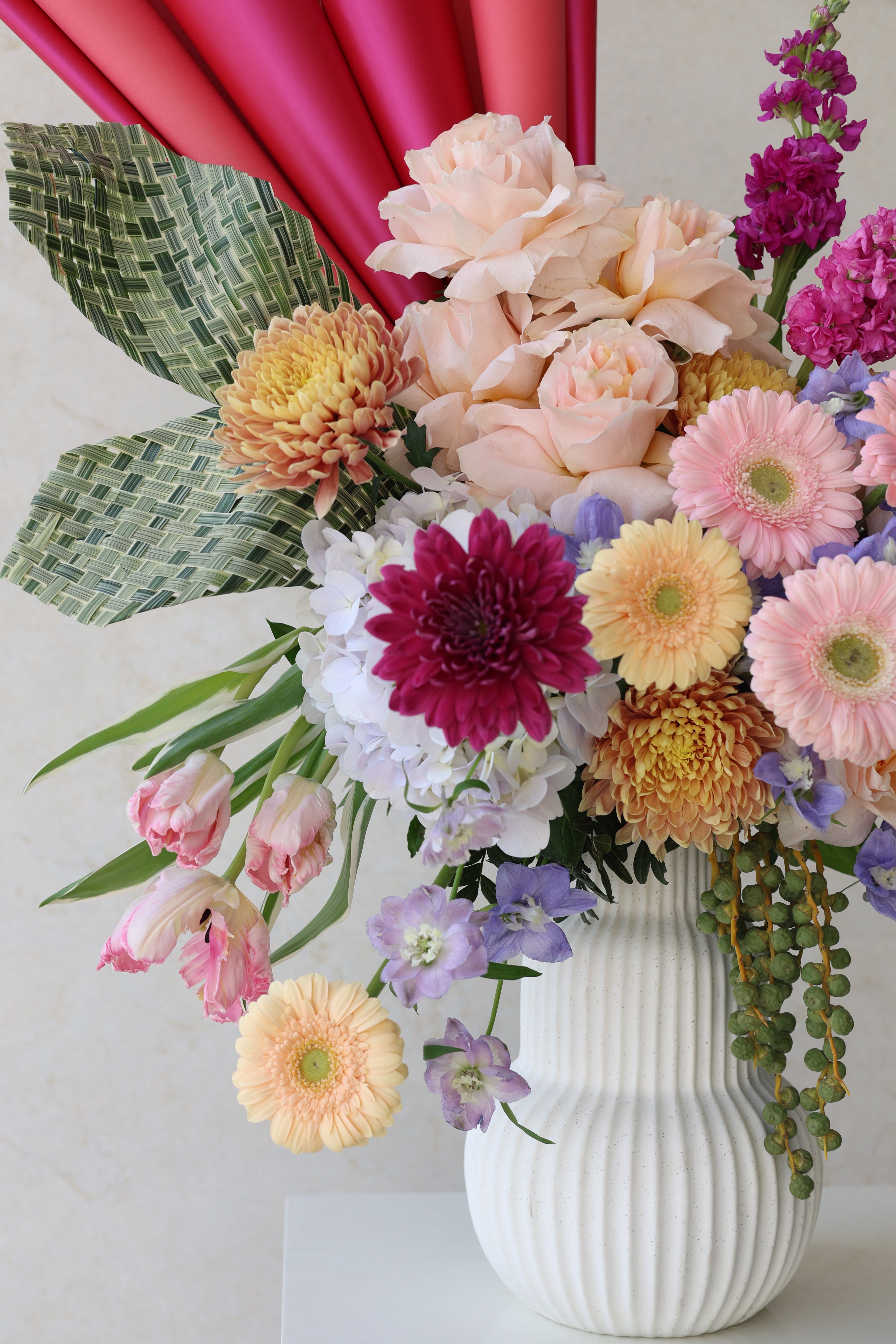 PASTAL BLOSSOM - VASE ARRANGEMENT