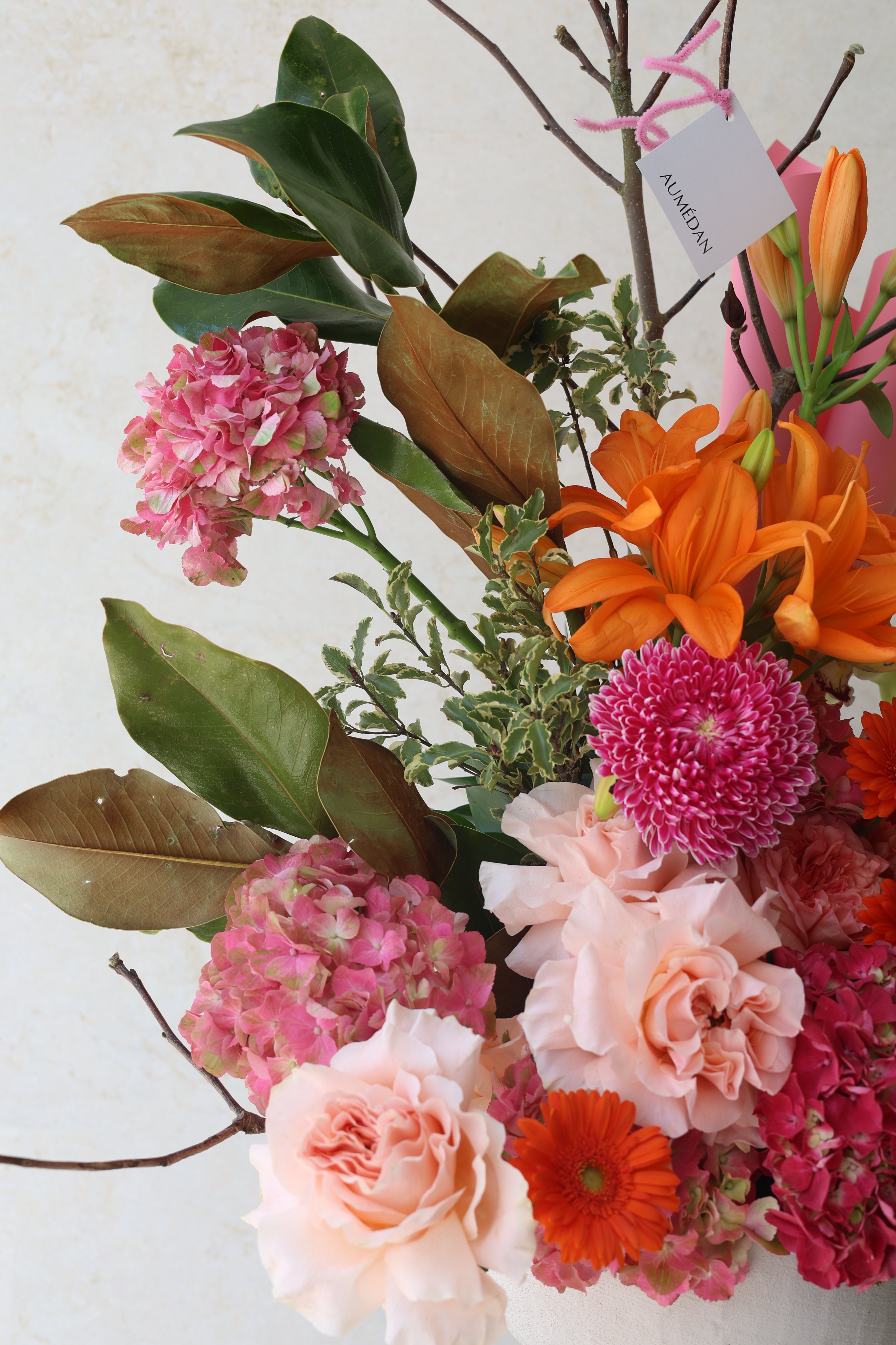SUMMER GARDEN - VASE ARRANGEMENT