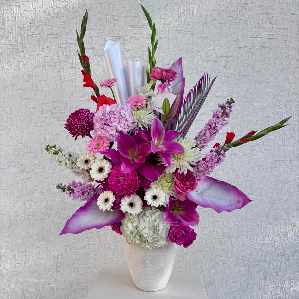 SWEETIE PIE  - VASE ARRANGEMENT